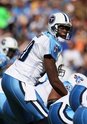 SAN DIEGO - OCTOBER 31:  Quarterback Vince Young #10 of the Tennessee Titans plays against the San Diego Chargers in the game at Qualcomm Stadium on October 31, 2010 in San Diego, California. The Chargers defeated the Titans 33-25.  (Photo by Jeff Gross/G