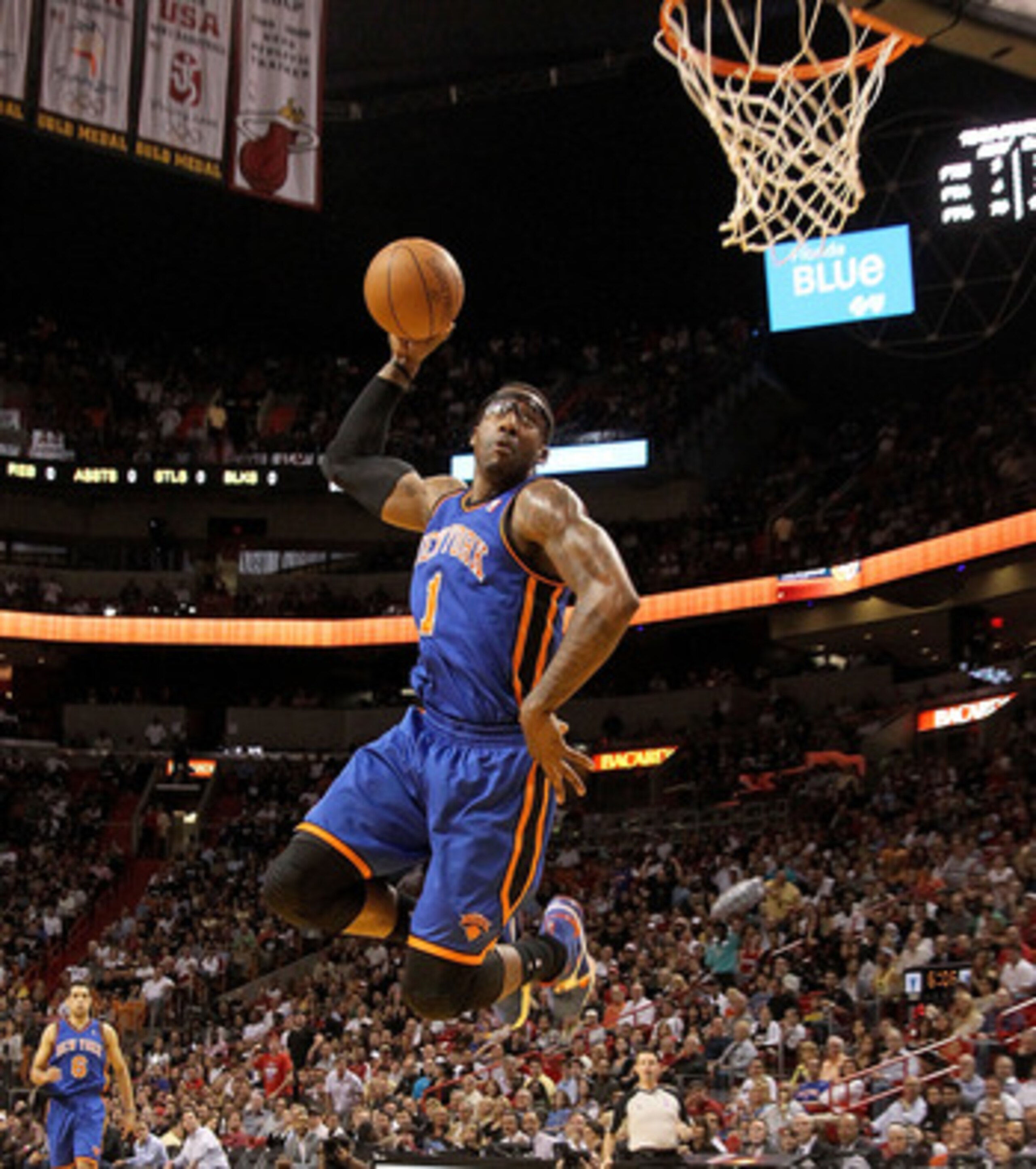 MIAMI, FL - FEBRUARY 27:  Amar'e Stoudemire #1 of the New York Knicks dunks during a game against the Miami Heat at American Airlines Arena on February 27, 2011 in Miami, Florida. NOTE TO USER: User expressly acknowledges and agrees that, by downloading a