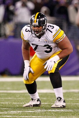 BALTIMORE, MD - DECEMBER 05: Ramon Foster #73 of the Pittsburgh Steelers lines up against the Baltimore Ravens at M&T Bank Stadium on December 5, 2010 in Baltimore, Maryland.  (Photo by Geoff Burke/Getty Images)