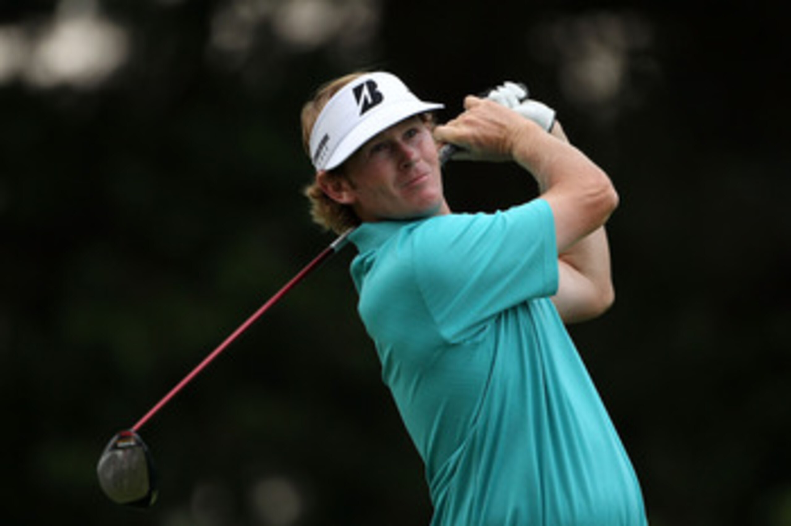 BETHESDA, MD - JUNE 16:  Brandt Snedeker hits a shot on the 14th tee during the first round of the 111th U.S. Open at Congressional Country Club on June 16, 2011 in Bethesda, Maryland.  (Photo by Andrew Redington/Getty Images)