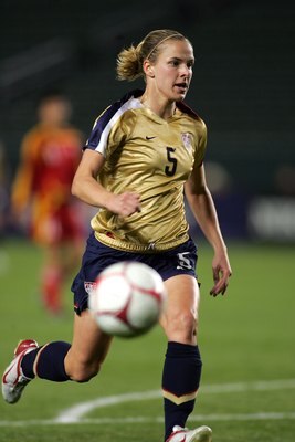 CARSON, CA - DECEMBER 13:  Lindsay Tarpley #5 of the USA paces the ball on the attack in the first half during their international friendly match against China at The Home Depot Center on December 13, 2008 in Carson, California. The USA defeated China 1-0