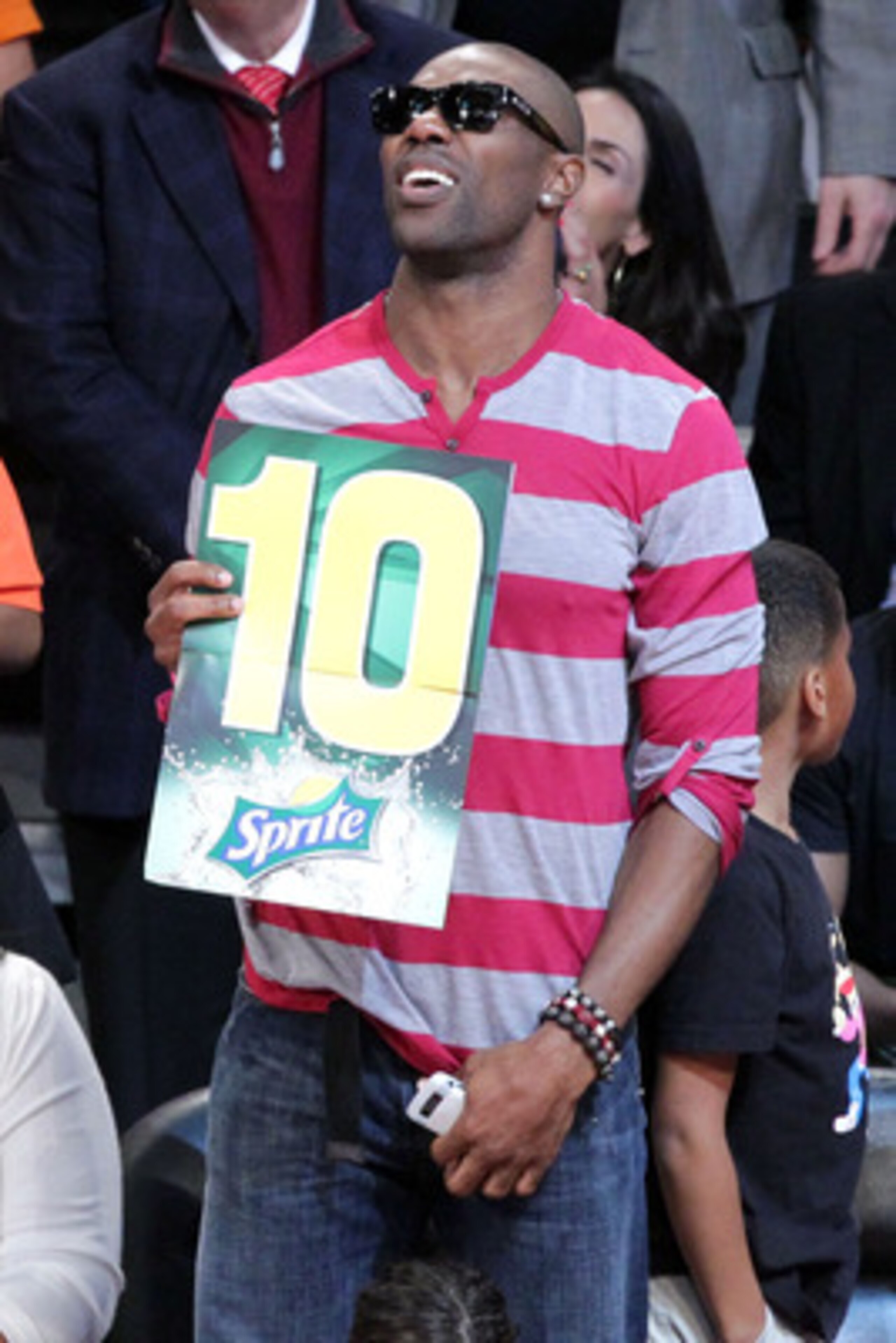 LOS ANGELES, CA - FEBRUARY 19: NFL player Terrell Owens attends NBA All-Star Saturday night presented by State Farm at Staples Center on February 19, 2011 in Los Angeles, California. (Photo by Noel Vasquez/Getty Images) LOS ANGELES, CA - FEBRUARY 19: NFL player Terrell Owens attends NBA All-Star Saturday night presented by State Farm at Staples Center on February 19, 2011 in Los Angeles, California. (Photo by Noel Vasquez/Getty Images)