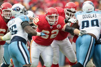 KANSAS CITY, MO - DECEMBER 26:  Casey Wiegmann #62 of the Kansas City Chiefs in action during the game against the Tennessee Titans on December 26, 2010 at Arrowhead Stadium in Kansas City, Missouri.  (Photo by Jamie Squire/Getty Images)