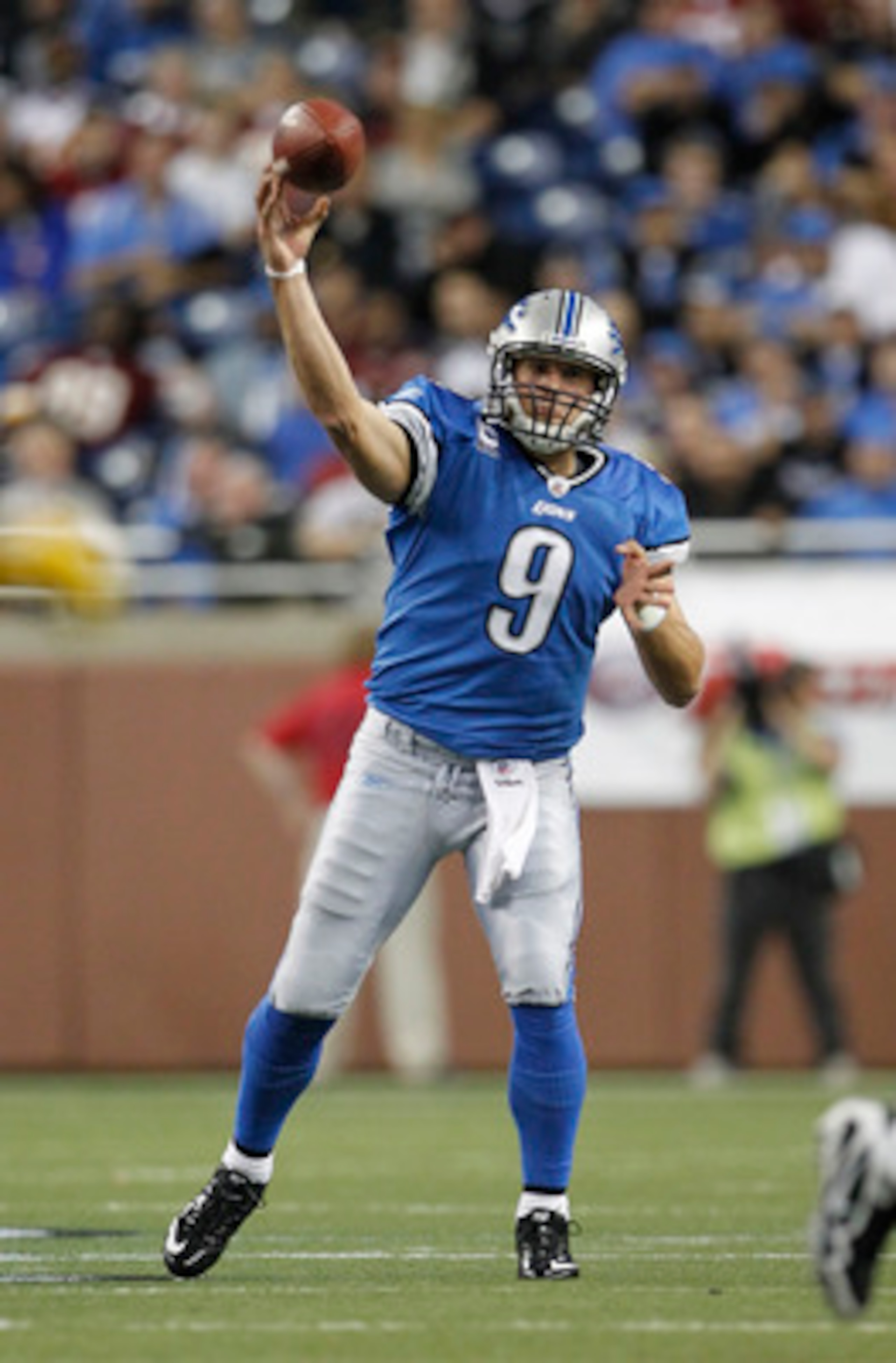 DETROIT - OCTOBER 31: Matthew Stafford #9 of the Detroit Lions drops back to pass during the fourth quarter of the game against the Washington Redskins at Ford Field on October 31, 2010 in Detroit, Michigan. The Lions defeated the Redskins 37-25.  (Photo 