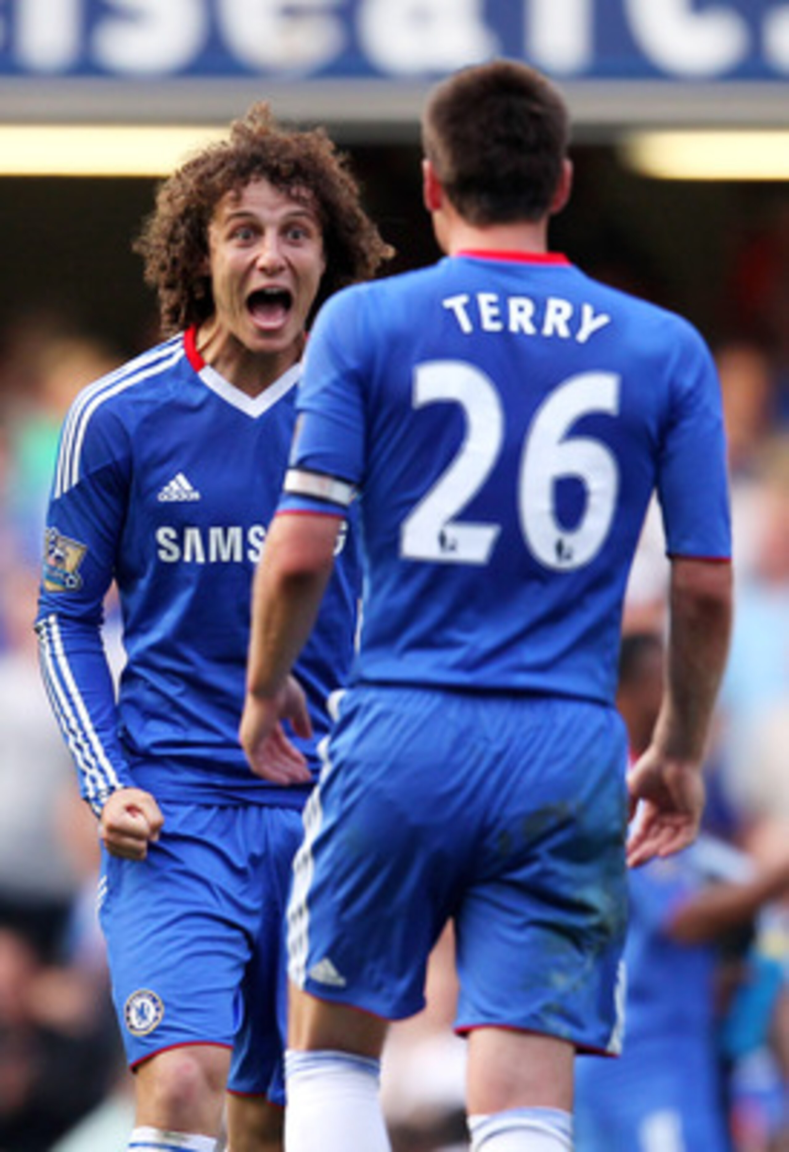 LONDON, ENGLAND - APRIL 30:  David Luiz (L) and John Terry of Chelsea celebrate following their team's 2-1 victory during the Barclays Premier League match between Chelsea and Tottenham Hotspur at Stamford Bridge on April 30, 2011 in London, England.  (Ph