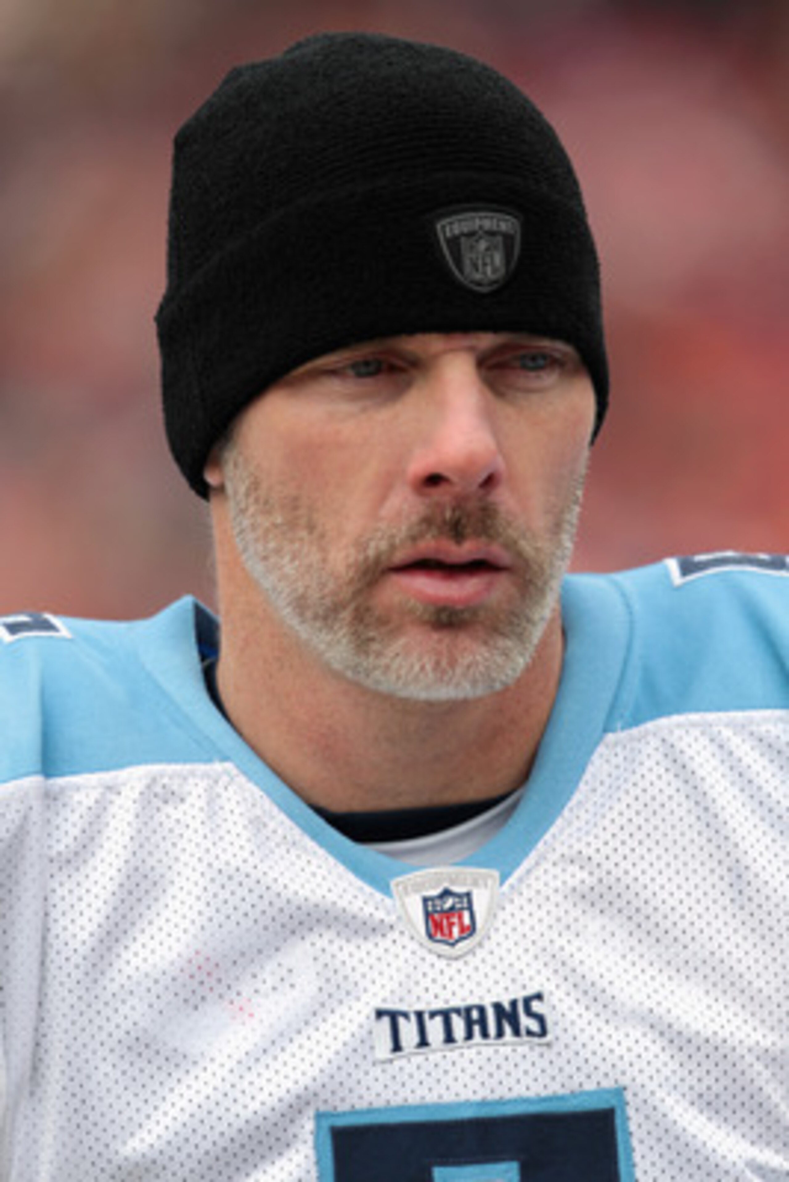 KANSAS CITY, MO - DECEMBER 26: Quarterback Kerry Collins #5 of the Tennessee Titans warms-up prior to the start of the game against the Kansas City Chiefs on December 26, 2010 at Arrowhead Stadium in Kansas City, Missouri. (Photo by Jamie Squire/Getty I KANSAS CITY, MO - DECEMBER 26: Quarterback Kerry Collins #5 of the Tennessee Titans warms-up prior to the start of the game against the Kansas City Chiefs on December 26, 2010 at Arrowhead Stadium in Kansas City, Missouri. (Photo by Jamie Squire/Getty I