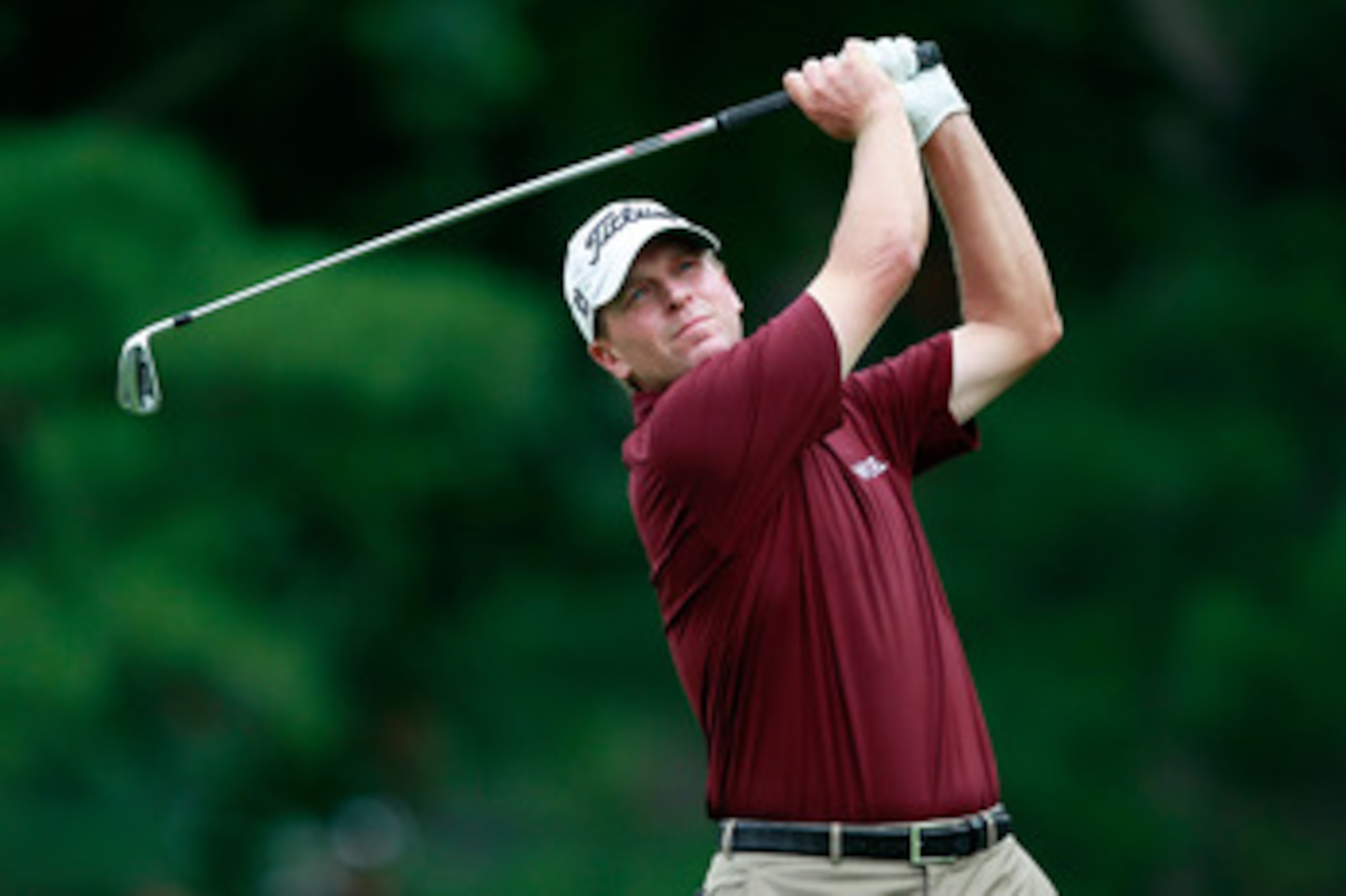 BETHESDA, MD - JUNE 16:  Steve Stricker hits his tee shot on the second hole during the first round of the 111th U.S. Open at Congressional Country Club on June 16, 2011 in Bethesda, Maryland.  (Photo by Chris Trotman/Getty Images)