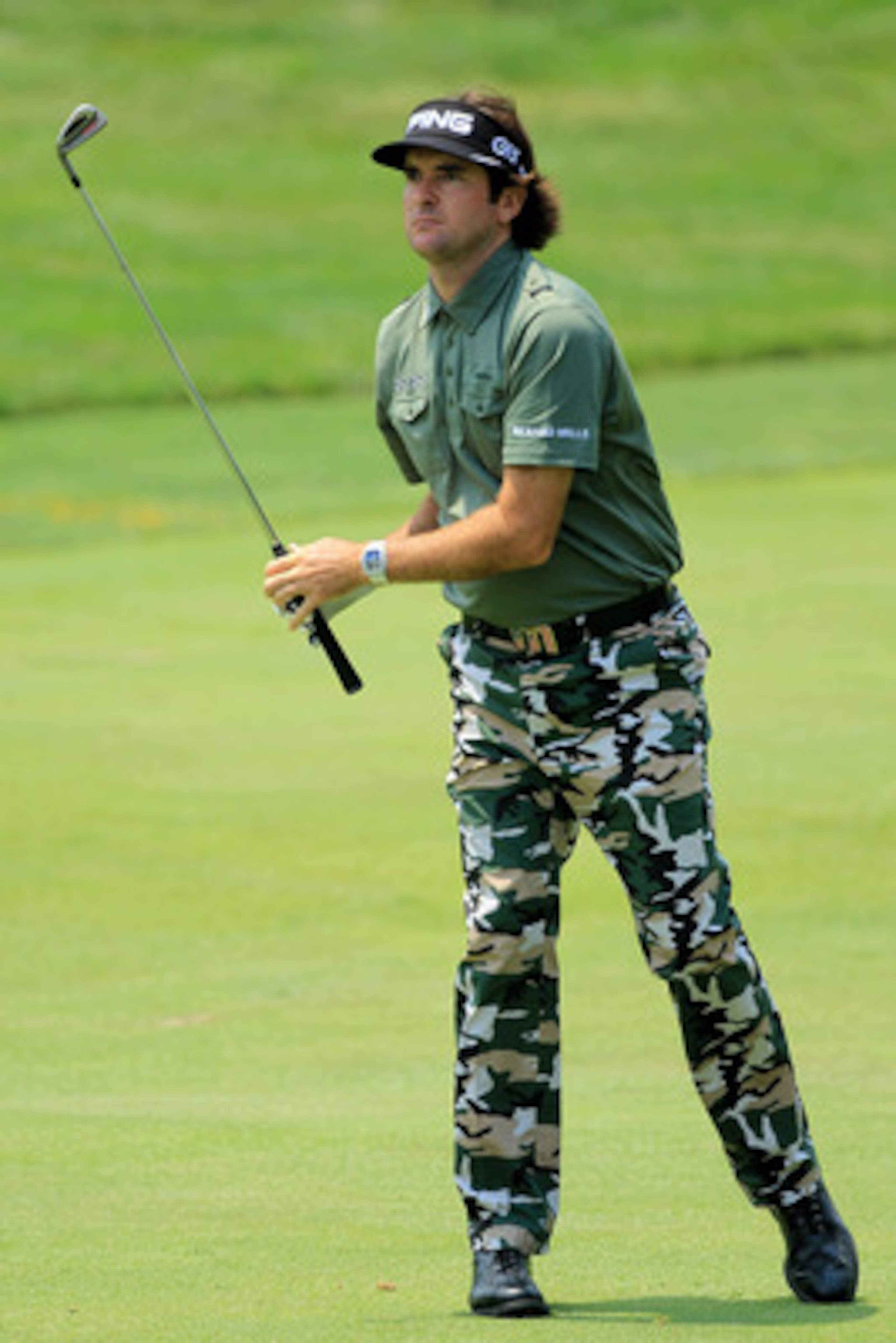 BETHESDA, MD - JUNE 16:  Bubba Watson watches a shot during the first round of the 111th U.S. Open at Congressional Country Club on June 16, 2011 in Bethesda, Maryland.  (Photo by David Cannon/Getty Images)
