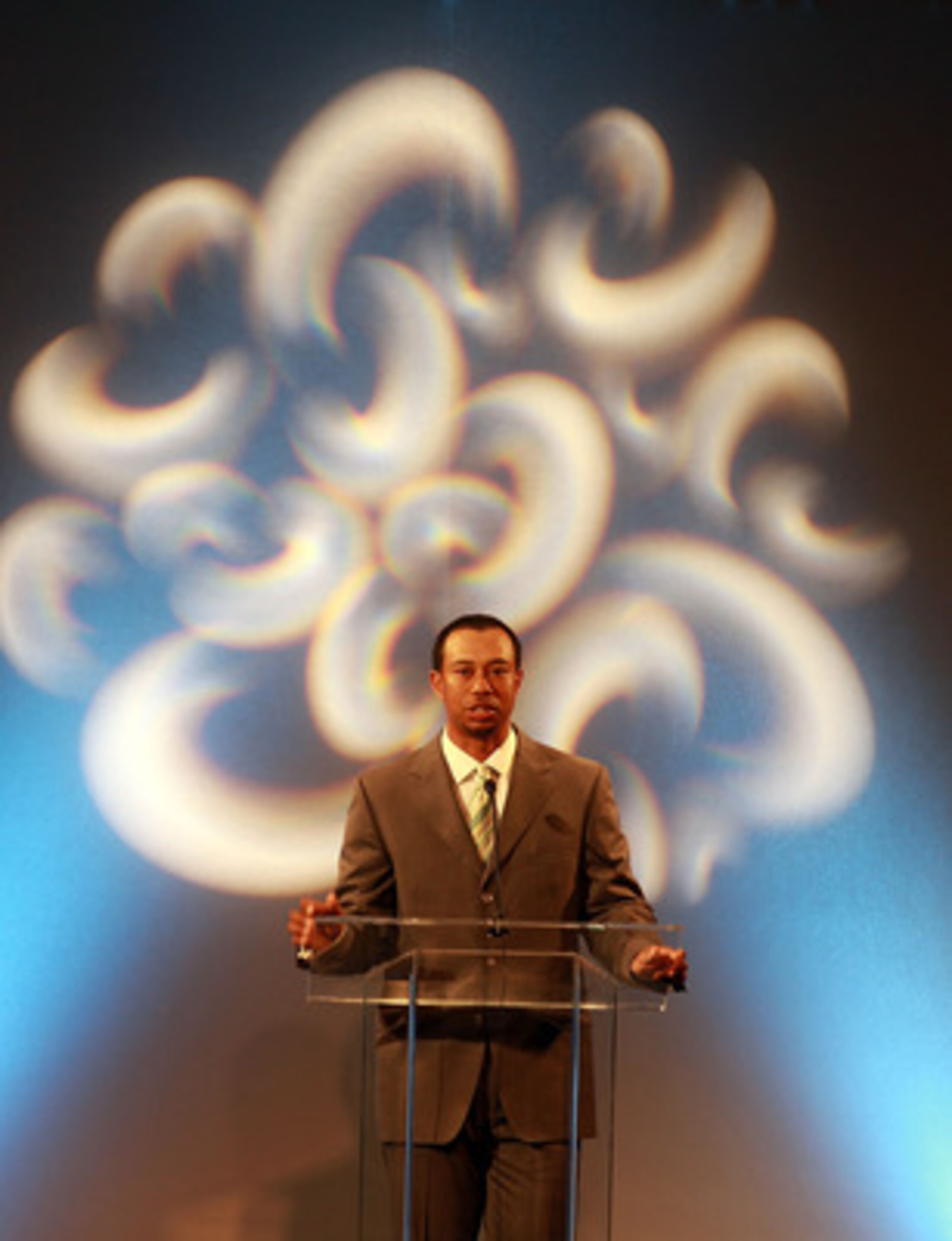 MARTINEZ, GA - APRIL 07:  Tiger Woods of the USA during his acceptance speech as Male Player of the Year for 2009, during the 2010 Golf Writers of America Annual Awards Dinner at the Savannah Rapids Pavilllion on April 7, 2010 in Martinez, Georgia.  (Phot