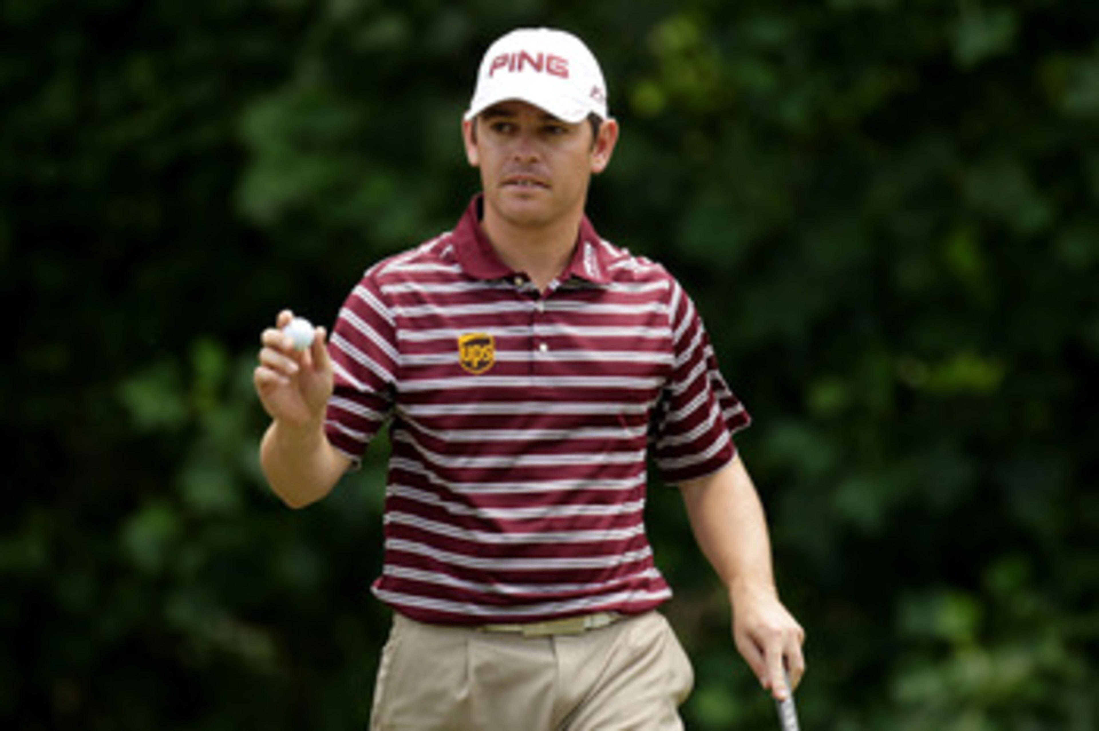 BETHESDA, MD - JUNE 16:  Louis Oosthuizen of South Africa waves to the gallery during the first round of the 111th U.S. Open at Congressional Country Club on June 16, 2011 in Bethesda, Maryland.  (Photo by Ross Kinnaird/Getty Images)