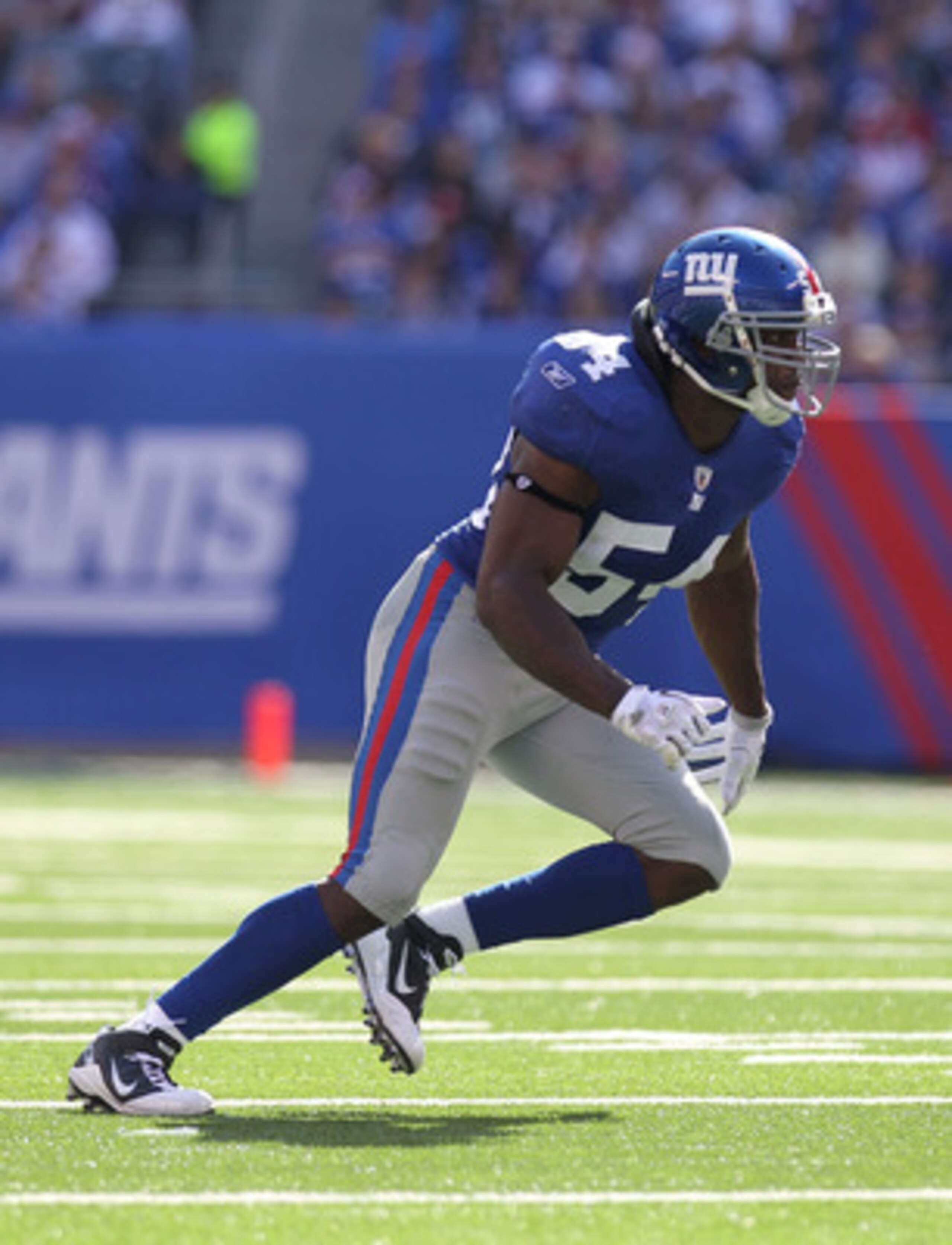 EAST RUTHERFORD, NJ - OCTOBER 17:  Jonathan Goff #54  of the New York Giants against the Detroit Lions at New Meadowlands Stadium on October 17, 2010 in East Rutherford, New Jersey.  (Photo by Nick Laham/Getty Images)