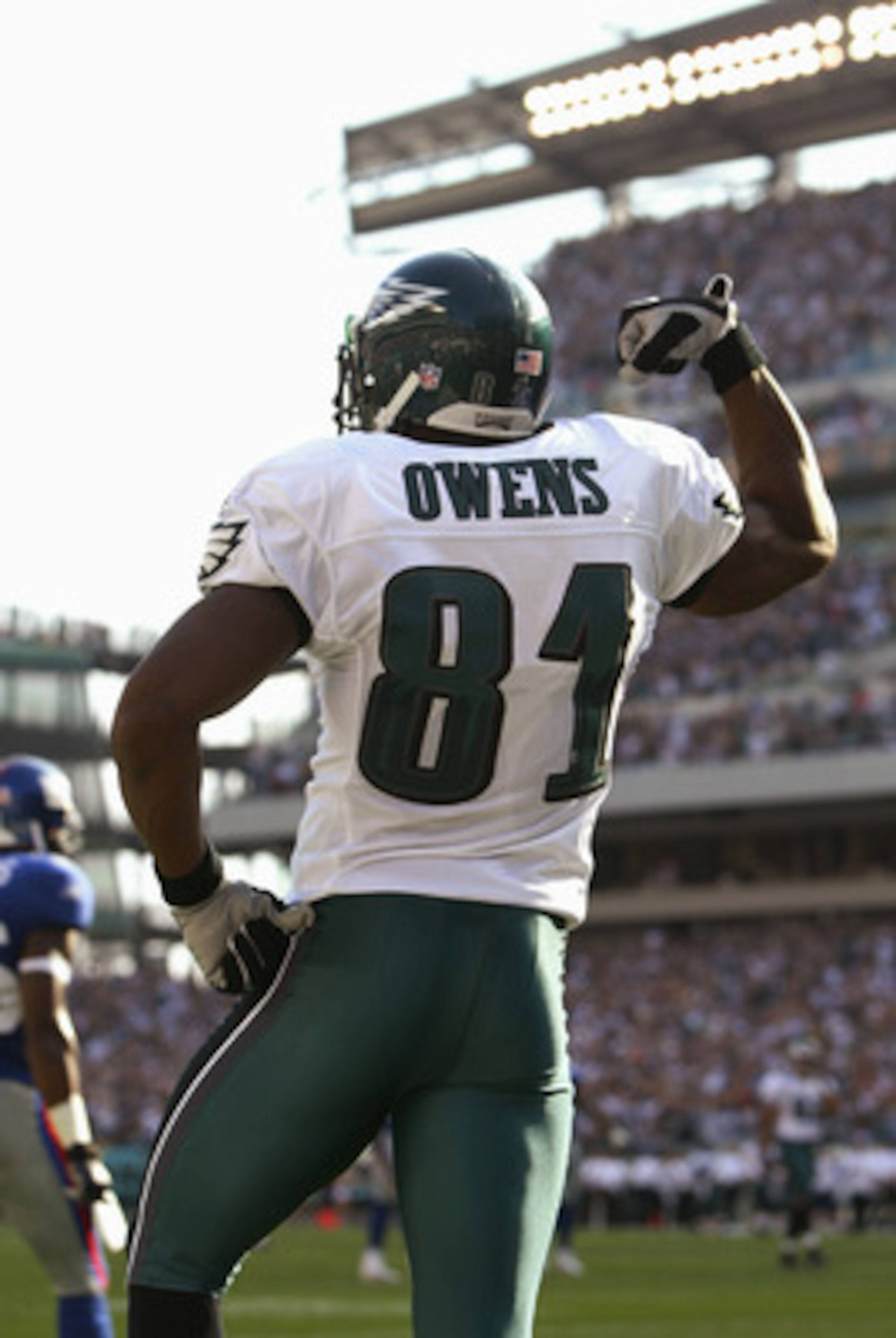 PHILADELPHIA - SEPTEMBER 12:  Terrell Owens of the Philadelphia Eagles celebrates his 20 yard touchdown reception in the corner of the end zone against the New York Giants at 6:24 of the first quarter of the game on September 12, 2004 at Lincoln Financial