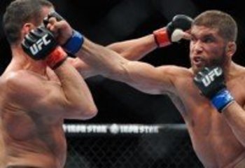 Stephens landed a desperate knockout, sending Davis out of the UFC