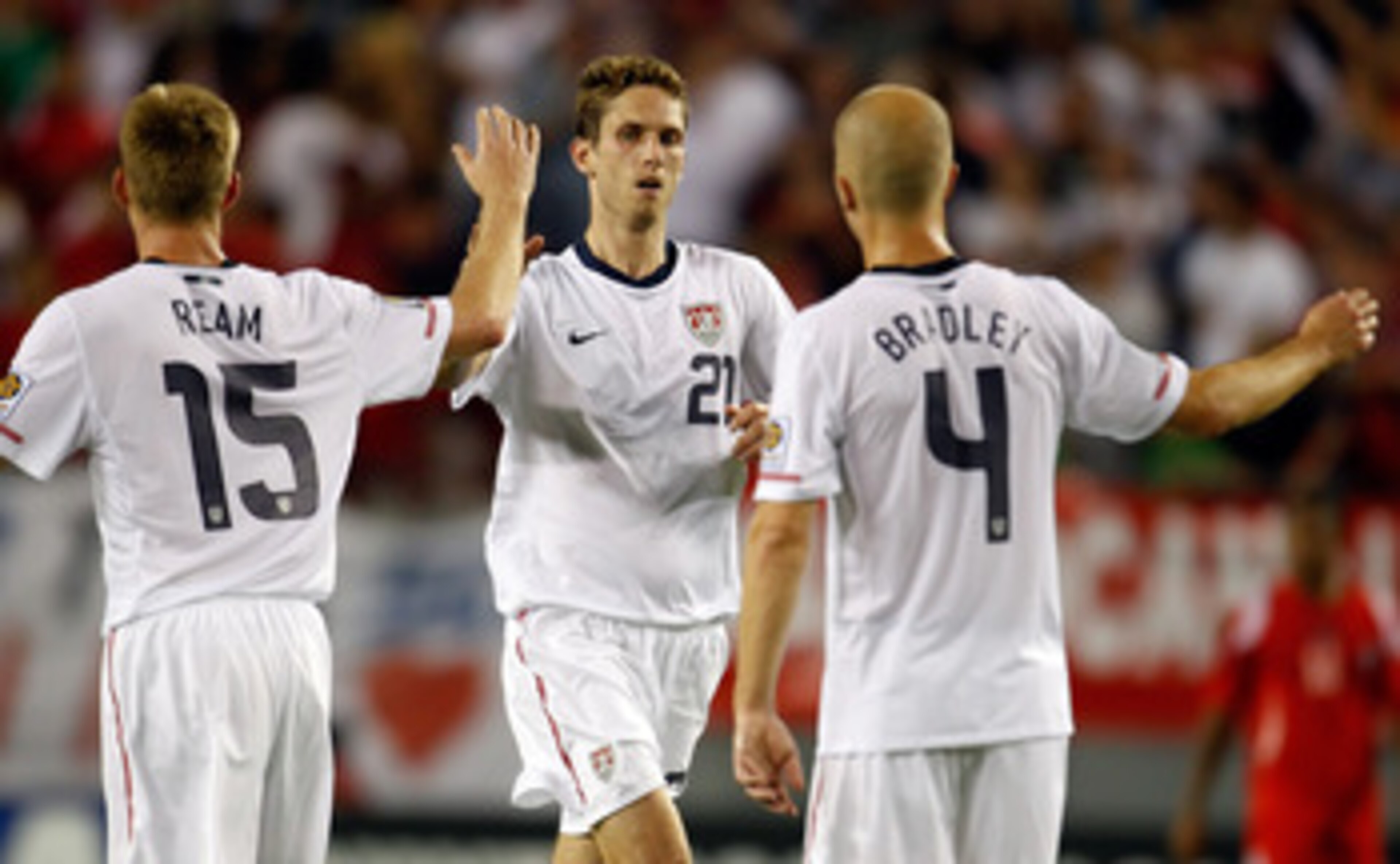TAMPA, FL - JUNE 11:  Clarence Goodson #21 of Team United States celebrates his goal against Team Panama during the CONCACAF Gold Cup Match at Raymond James Stadium on June 11, 2011 in Tampa, Florida.  (Photo by J. Meric/Getty Images)