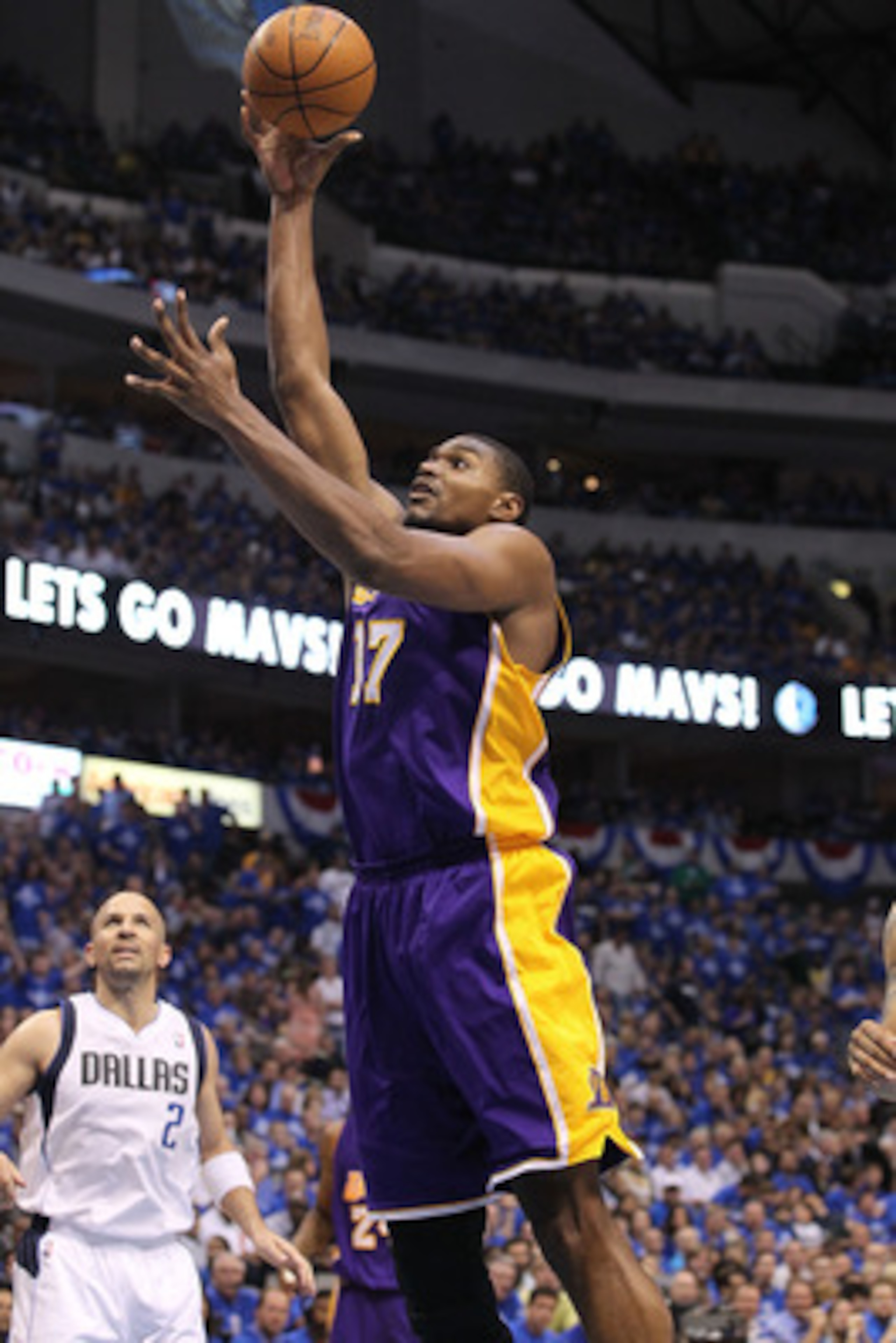 DALLAS, TX - MAY 06: Center Andrew Bynum #17 of the Los Angeles Lakers takes a shot against the Dallas Mavericks in Game Three of the Western Conference Semifinals during the 2011 NBA Playoffs on May 6, 2011 at American Airlines Center in Dallas, Texas. DALLAS, TX - MAY 06: Center Andrew Bynum #17 of the Los Angeles Lakers takes a shot against the Dallas Mavericks in Game Three of the Western Conference Semifinals during the 2011 NBA Playoffs on May 6, 2011 at American Airlines Center in Dallas, Texas.