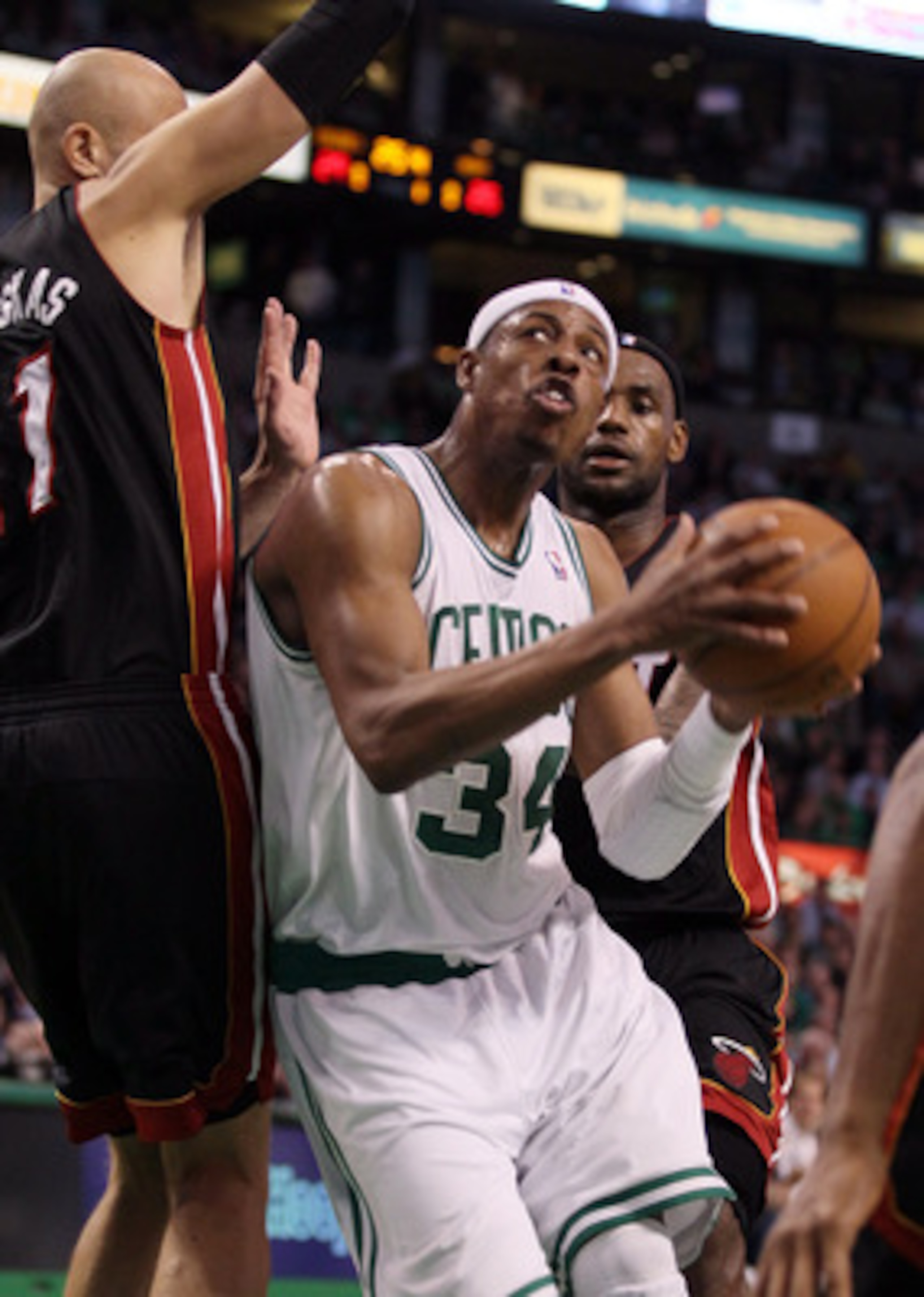 BOSTON, MA - MAY 09: Paul Pierce #34 of the Boston Celtics tries to get around Zydrunas Ilgauskas #11 of the Miami Heat in Game Four of the Eastern Conference Semifinals in the 2011 NBA Playoffs on May 9, 2011 at the TD Garden in Boston, Massachusetts. N BOSTON, MA - MAY 09: Paul Pierce #34 of the Boston Celtics tries to get around Zydrunas Ilgauskas #11 of the Miami Heat in Game Four of the Eastern Conference Semifinals in the 2011 NBA Playoffs on May 9, 2011 at the TD Garden in Boston, Massachusetts. N