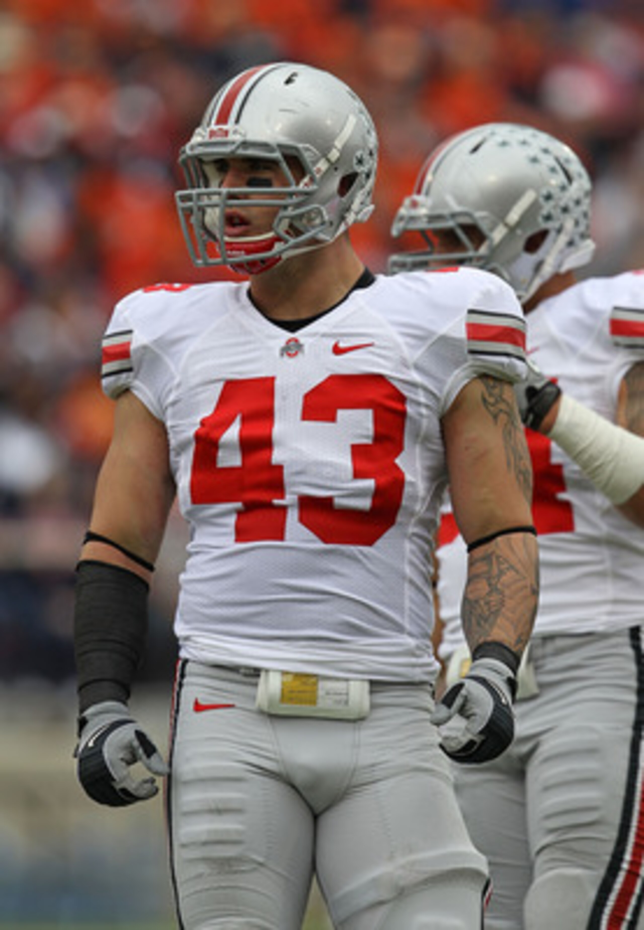 CHAMPAIGN, IL - OCTOBER 02: Nathan Williams #43 of the Ohio State Buckeyes looks to the sidelines for instructions against the Illinois Fighting Illini at Memorial Stadium on October 2, 2010 in Champaign, Illinois. Ohio State defeated Illinois 24-13. (Pho CHAMPAIGN, IL - OCTOBER 02: Nathan Williams #43 of the Ohio State Buckeyes looks to the sidelines for instructions against the Illinois Fighting Illini at Memorial Stadium on October 2, 2010 in Champaign, Illinois. Ohio State defeated Illinois 24-13. (Pho