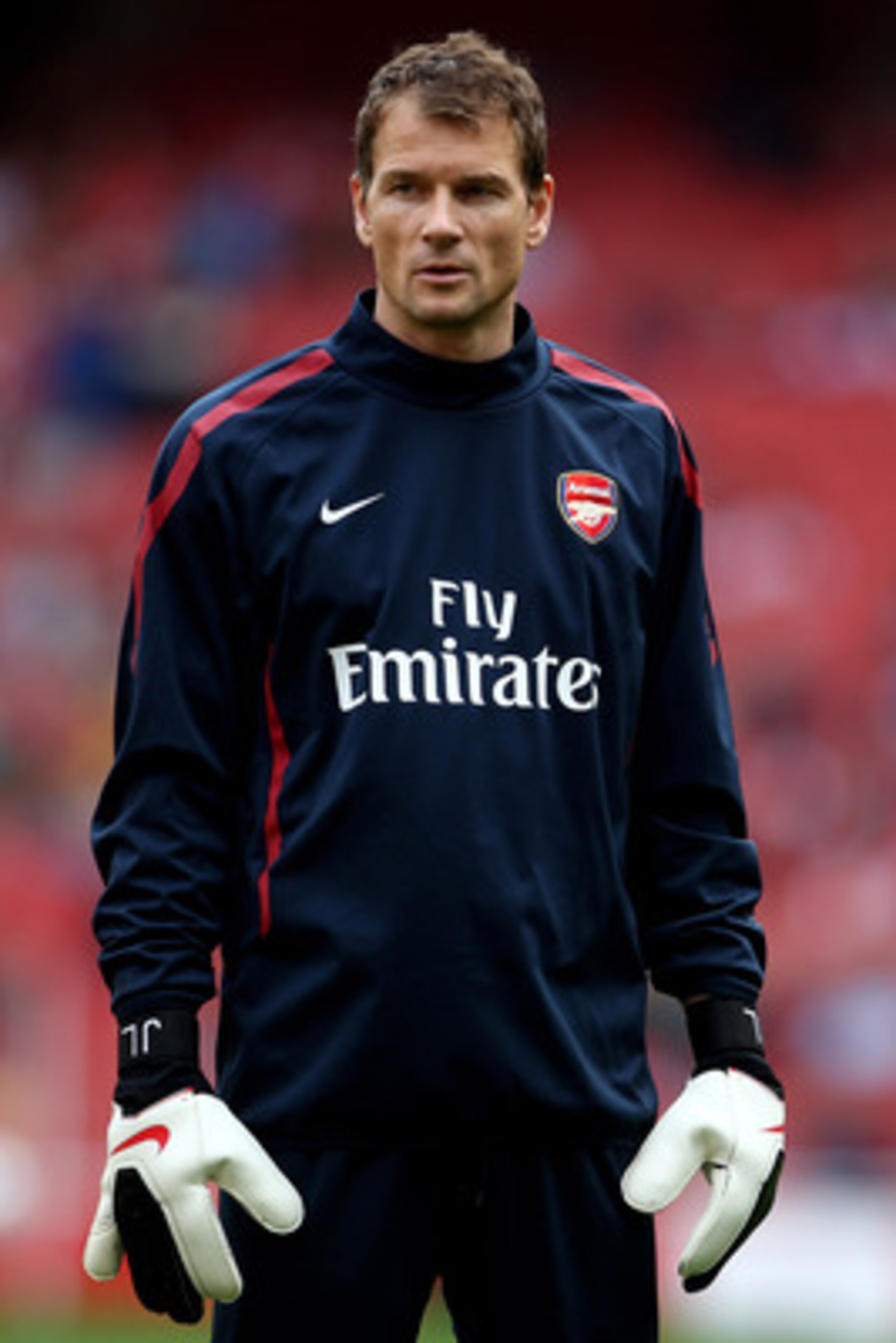 LONDON, ENGLAND - APRIL 02:  Jens Lehmann of Arsenal warms up prior to the Barclays Premier League match between Arsenal and Blackburn Rovers at the Emirates Stadium on April 2, 2011 in London, England.  (Photo by Julian Finney/Getty Images)