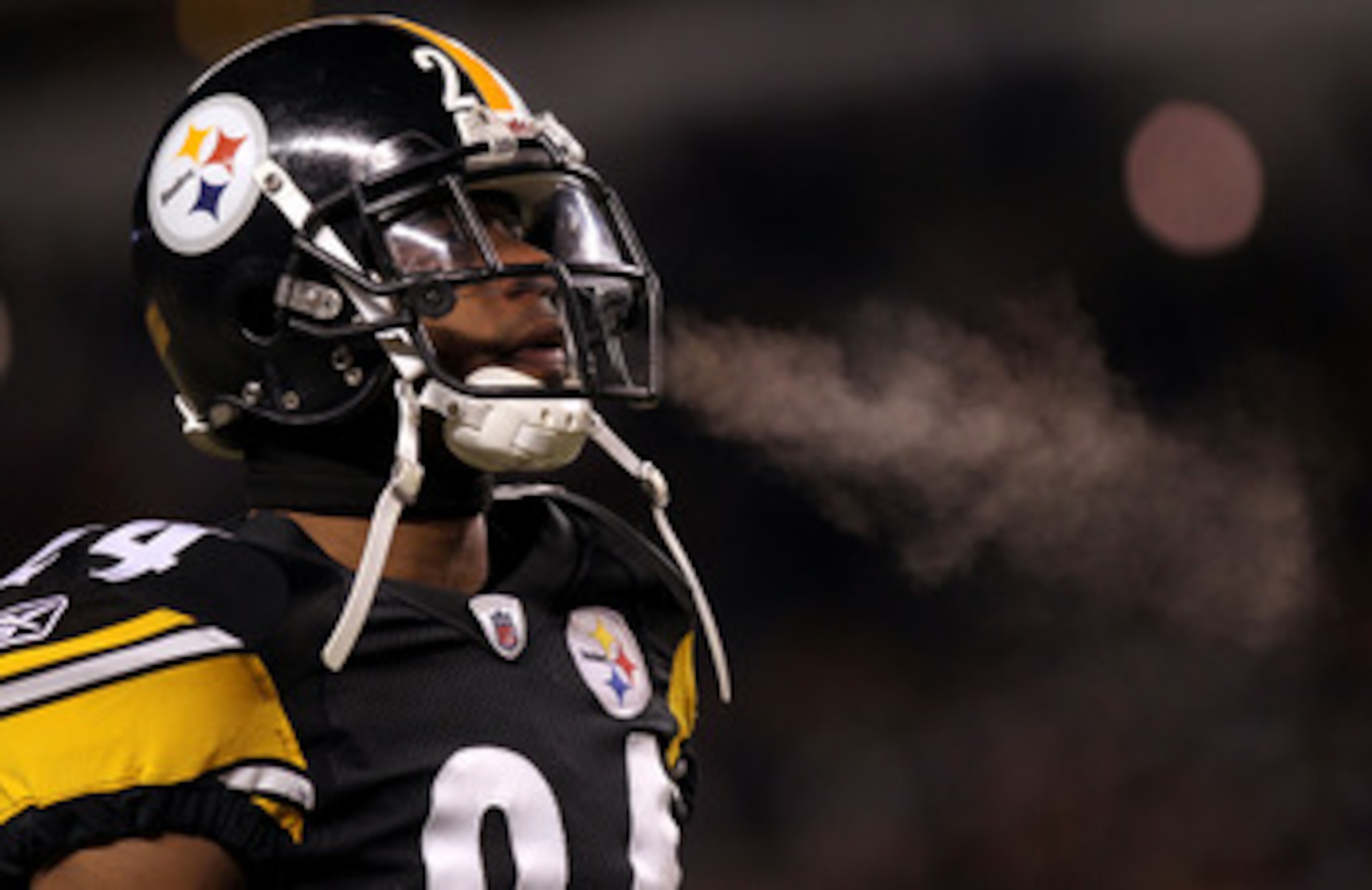 PITTSBURGH, PA - JANUARY 23:  Ike Taylor #24 of the Pittsburgh Steelers looks on against the New York Jets during the 2011 AFC Championship game at Heinz Field on January 23, 2011 in Pittsburgh, Pennsylvania. The Steelers won 24-19. (Photo by Nick Laham/G