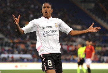 ROME, ITALY - APRIL 16:  Abel Hernandez of Palermo celebrates after scoring his second goal (1-3) during the Serie A match between AS Roma and US Citta di Palermo at Stadio Olimpico on April 16, 2011 in Rome, Italy.  (Photo by Tullio M. Puglia/Getty Image