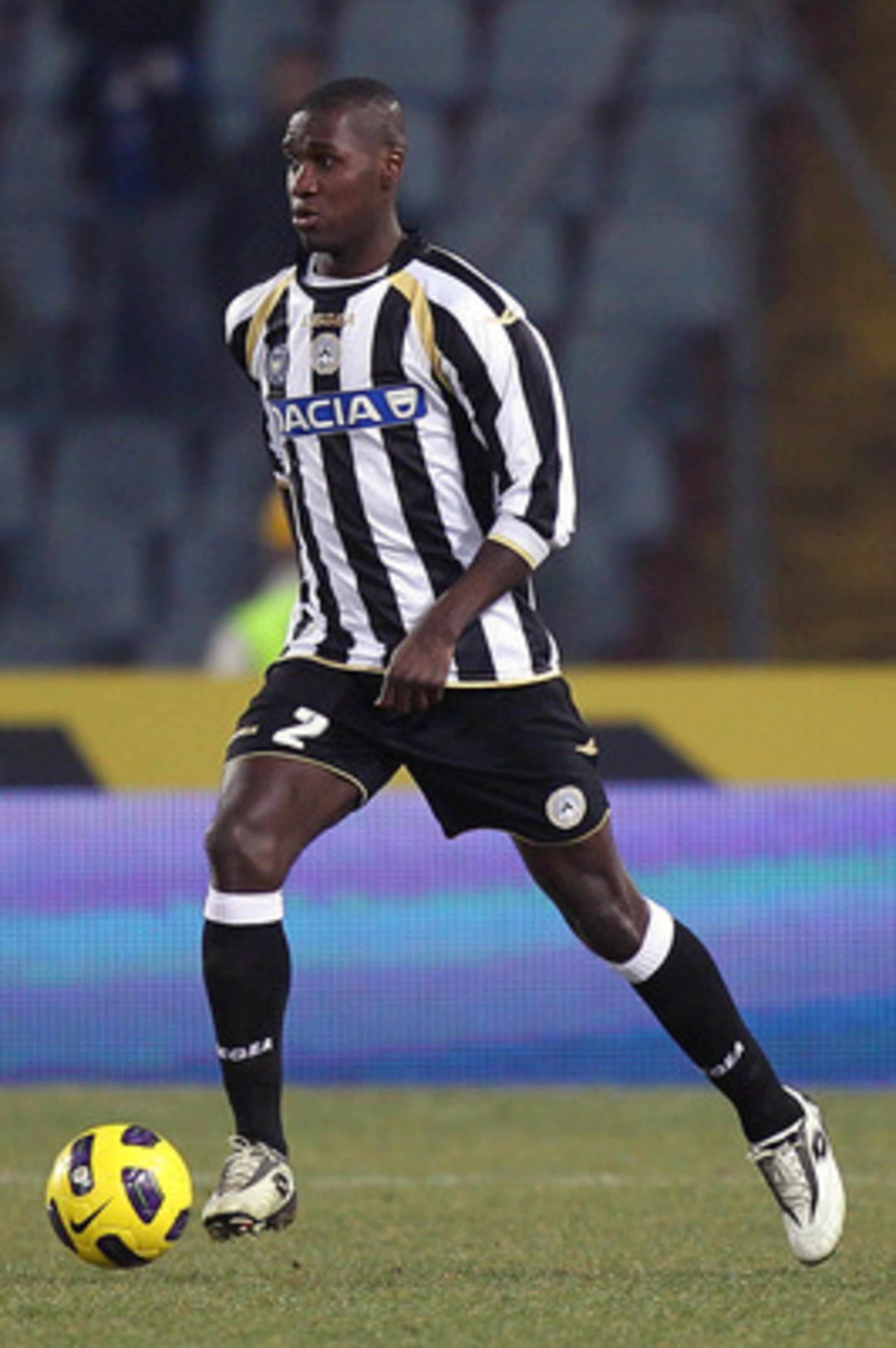 UDINE, ITALY - FEBRUARY 05:  Valencia Cristian Medhi Zapata of Udinese Calcio in action during the Serie A match between Udinese Calcio and UC Sampdoria at Stadio Friuli on February 5, 2011 in Udine, Italy.  (Photo by Gabriele Maltinti/Getty Images)