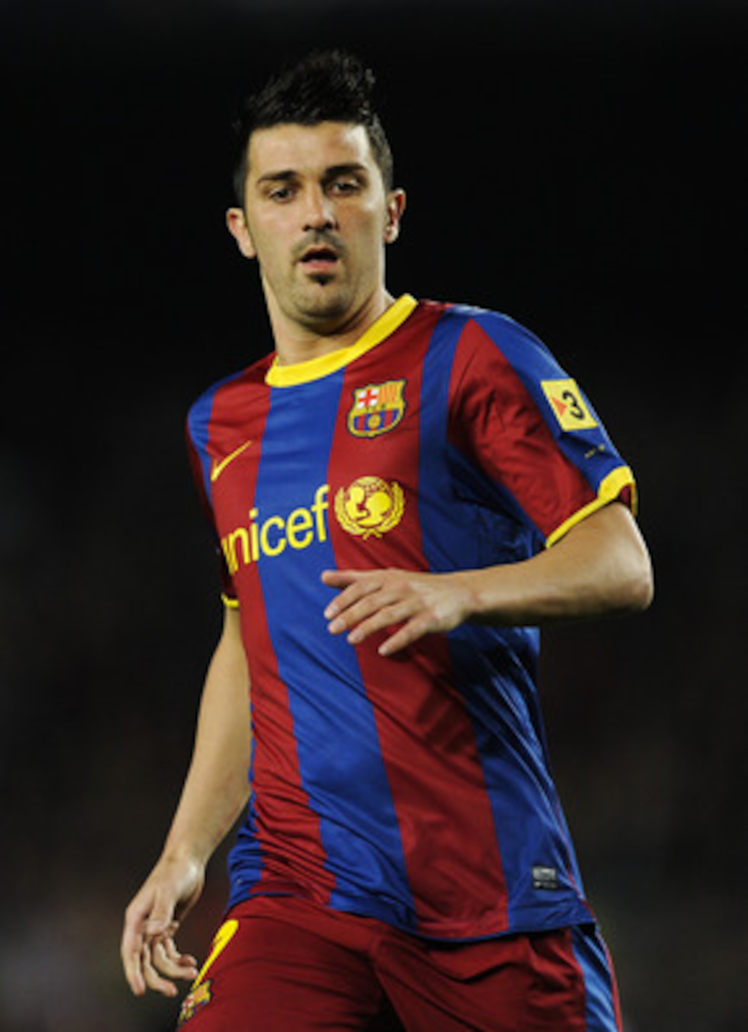 BARCELONA, SPAIN - APRIL 23:  David Villa of FC Barcelona looks on during the La Liga match between Barcelona and CA Osasuna at Camp Nou Stadium on April 23, 2011 in Barcelona, Spain. Barcelona won 2-0.  (Photo by David Ramos/Getty Images)