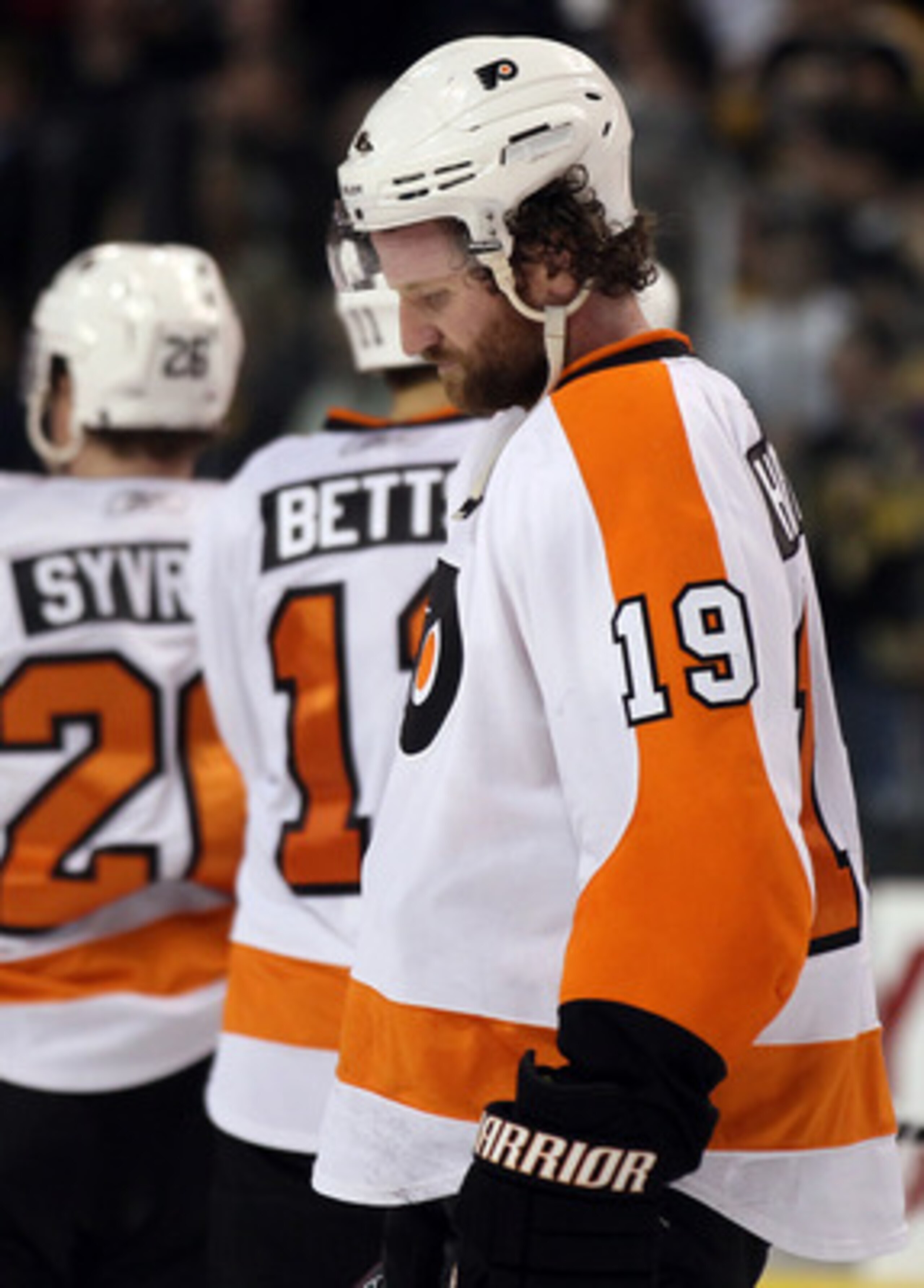 BOSTON, MA - MAY 06: Scott Hartnell #19 of the Philadelphia Flyers reacts after the loss to the Boston Bruins in Game Four of the Eastern Conference Semifinals during the 2011 NHL Stanley Cup Playoffs at TD Garden on May 6, 2011 in Boston, Massachusetts. 