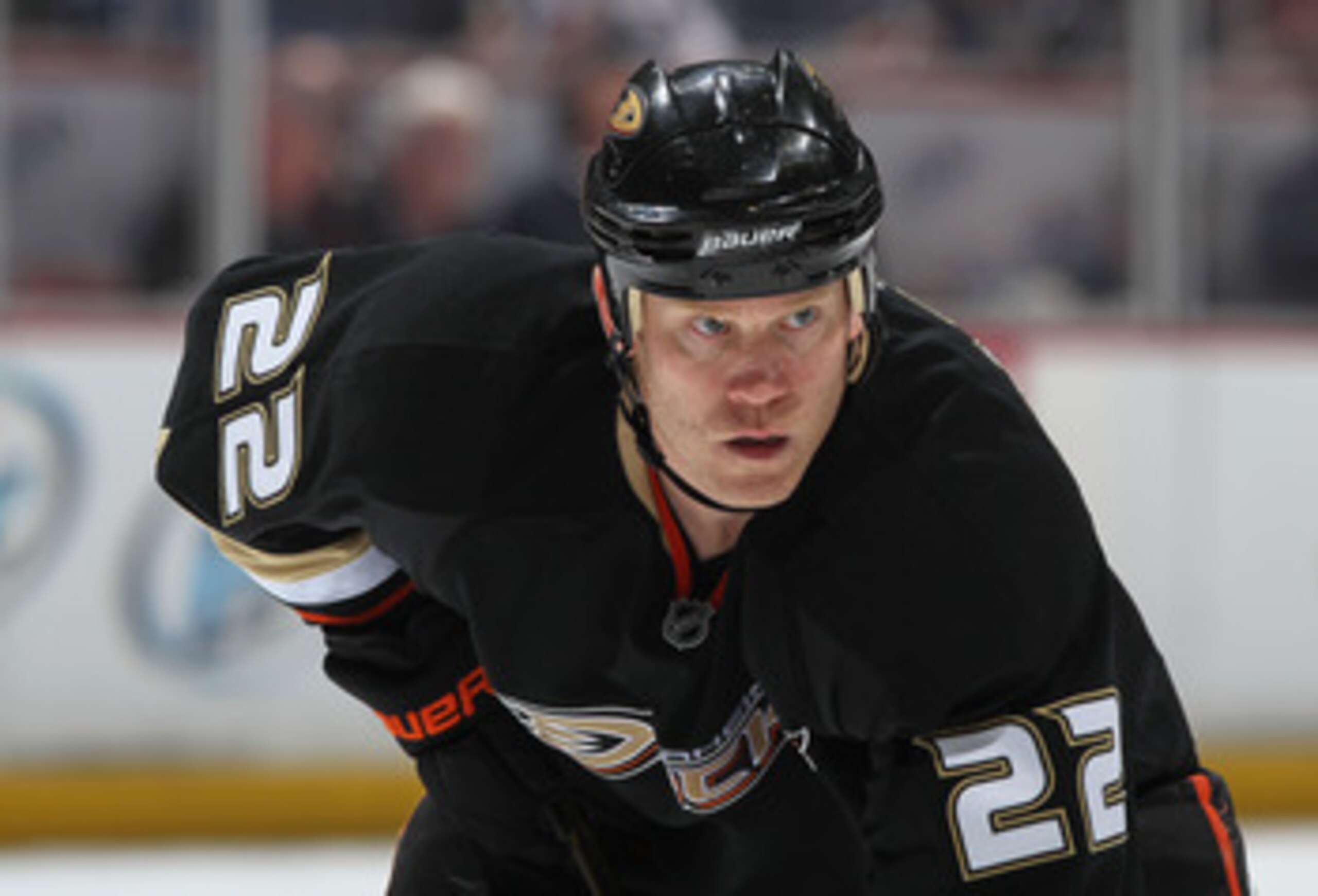 ANAHEIM, CA - APRIL 06:  Todd Marchant #22 of the Anaheim Ducks waits to face off against the San Jose Sharks at Honda Center on April 6, 2011 in Anaheim, California.  (Photo by Jeff Gross/Getty Images)