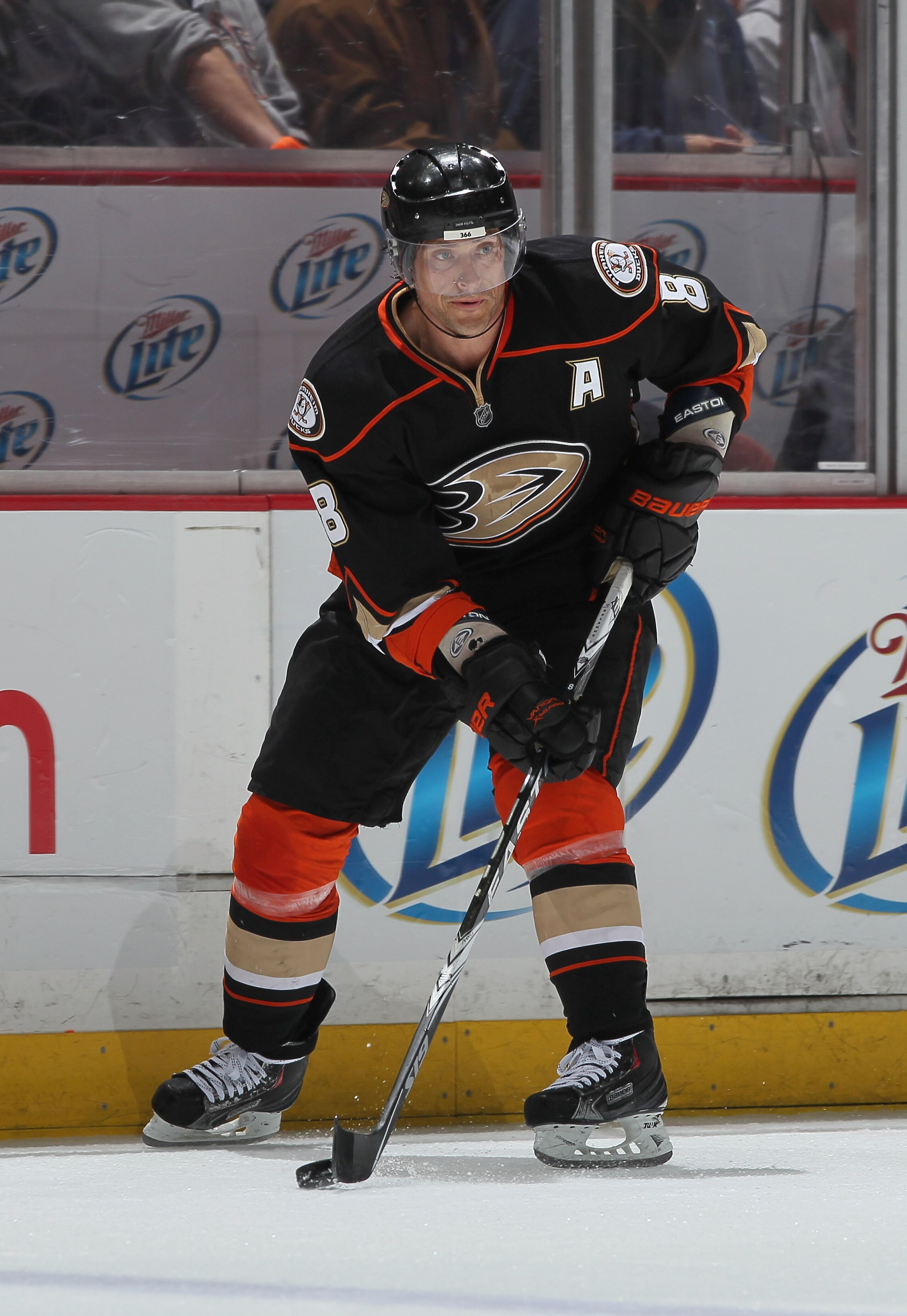 ANAHEIM, CA - APRIL 13:  Teemu Selanne #8 of the Anaheim Ducks skates against the Nashville Predators in Game One of the Western Conference Quarterfinals during the 2011 NHL Stanley Cup Playoffs at Honda Center on April 13, 2011 in Anaheim, California. Th