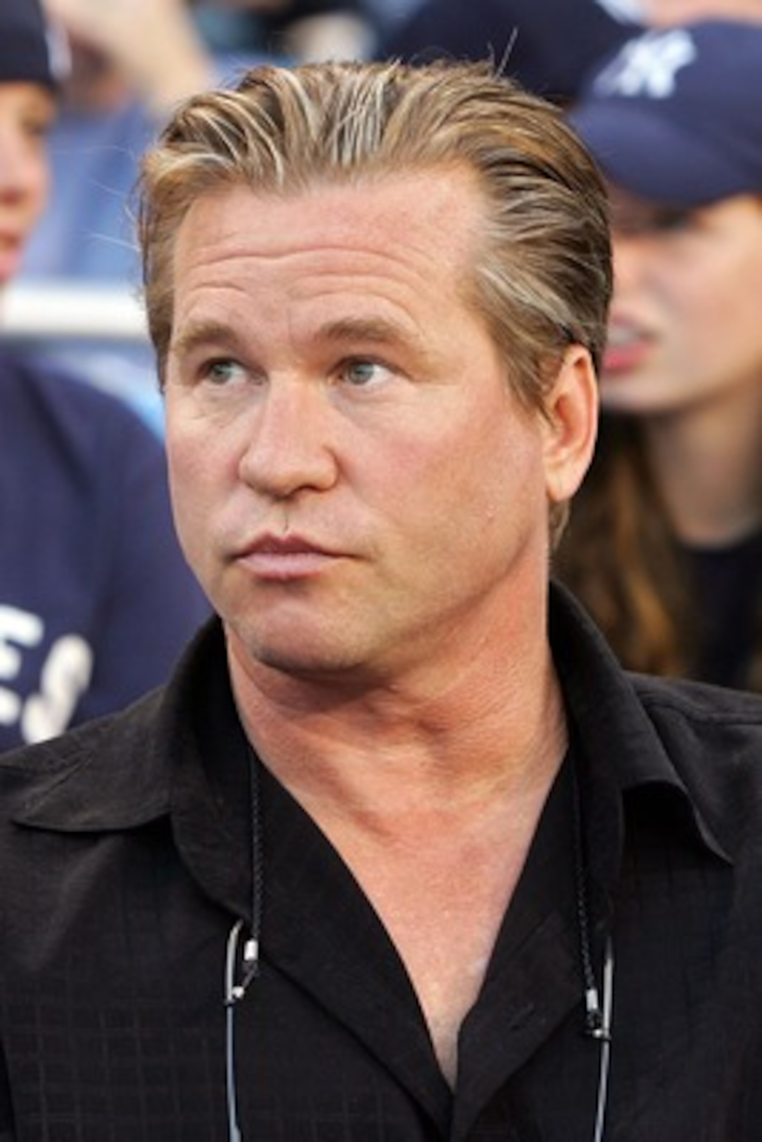 NEW YORK - OCTOBER 07: Actor Val Kilmer watches as the Cleveland Indians take on the New York Yankees during Game Three of the American League Division Series at Yankee Stadium on October 7, 2007 in the Bronx borough of New York City. (Photo by Jim McIs NEW YORK - OCTOBER 07: Actor Val Kilmer watches as the Cleveland Indians take on the New York Yankees during Game Three of the American League Division Series at Yankee Stadium on October 7, 2007 in the Bronx borough of New York City. (Photo by Jim McIs