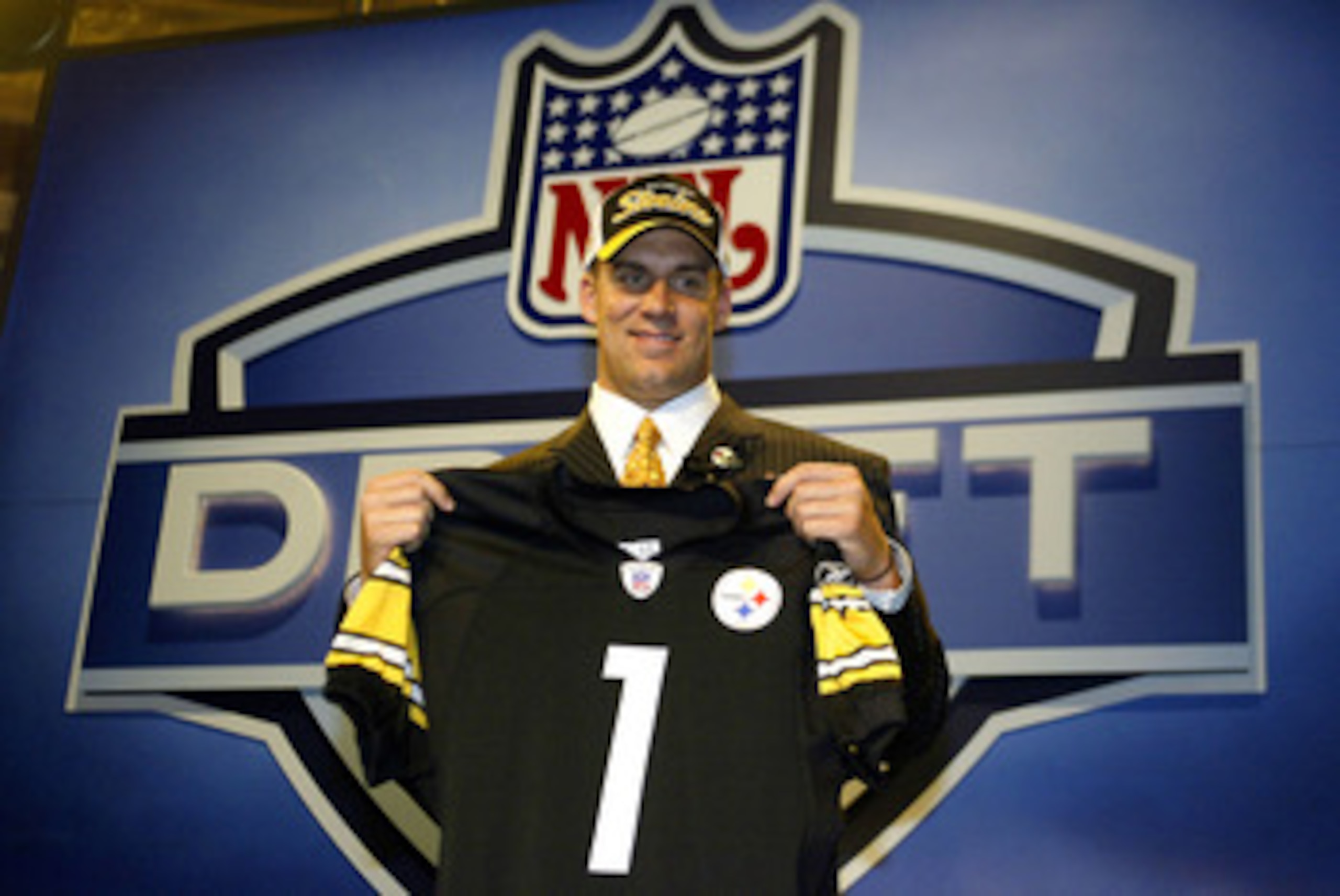 NEW YORK - APRIL 24:  Quarterback Ben Roethlisberger is seen after being selected 11th overall by the Pittsburgh Steelers during the 2004 NFL Draft on April 24, 2004 at Madison Square Garden in New York City.  (Photo by Chris Trotman/Getty Images)