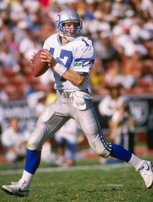 14 Oct 1990:  Quarterback Dave Krieg of the Seattle Seahawks looks to pass the ball during a game against the Los Angeles Raiders at the Los Angeles Memorial Coliseum in Los Angeles, California.  The Raiders won the game, 24-17.