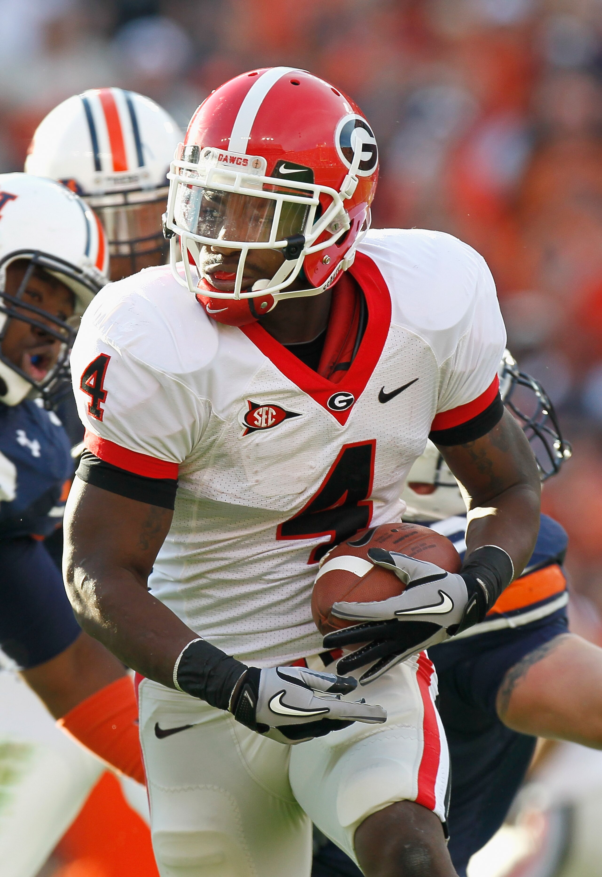 AUBURN, AL - NOVEMBER 13:  Caleb King #4 of the Georgia Bulldogs against the Auburn Tigers at Jordan-Hare Stadium on November 13, 2010 in Auburn, Alabama.  (Photo by Kevin C. Cox/Getty Images)