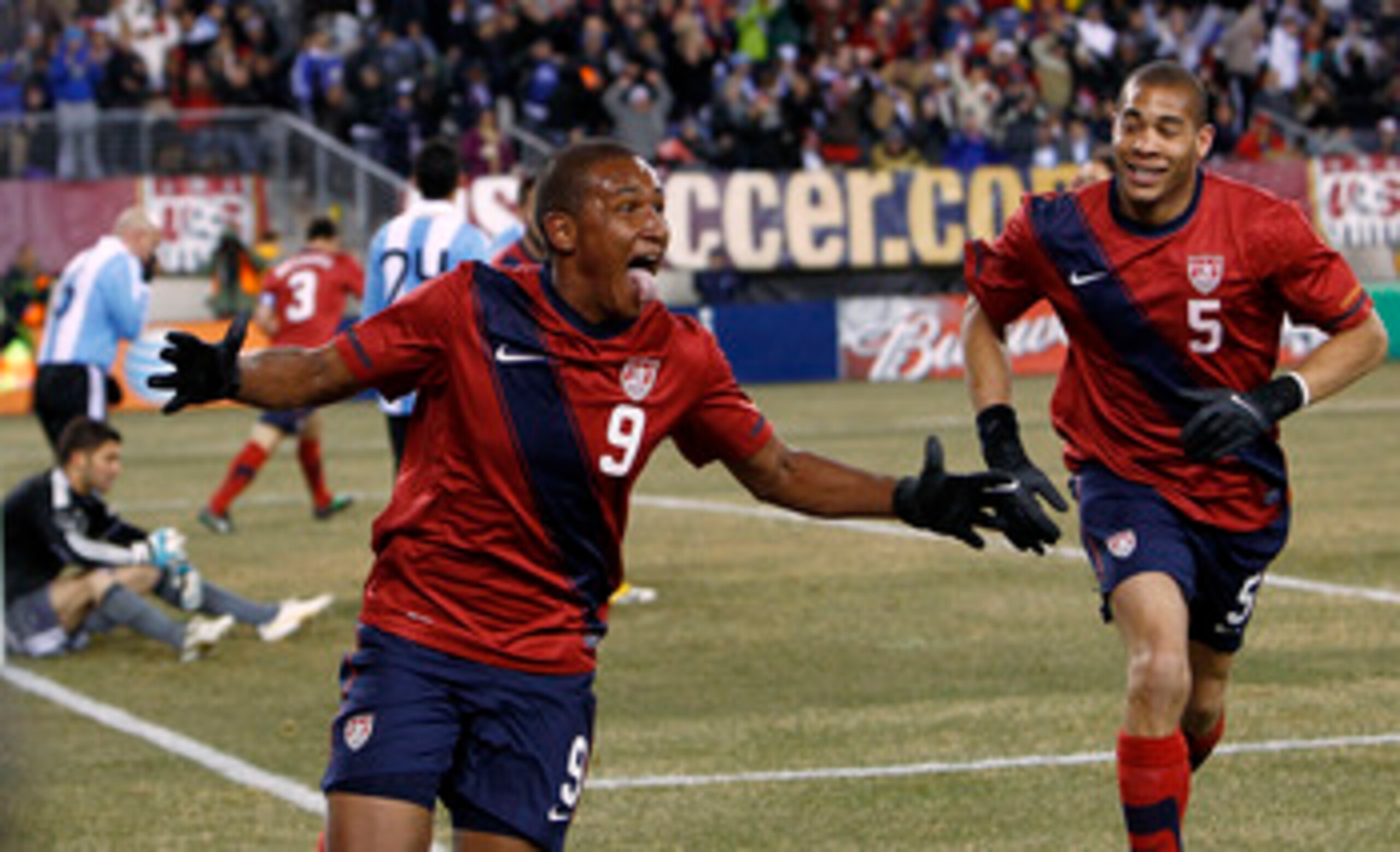 EAST RUTHERFORD, NJ - MARCH 26: Juan Agudelo #9 of the United States celebrates his game-tying goal during the second half of a friendly match against Argentina at New Meadowlands Stadium on March 26, 2011 in East Rutherford, New Jersey. (Photo by Jeff EAST RUTHERFORD, NJ - MARCH 26: Juan Agudelo #9 of the United States celebrates his game-tying goal during the second half of a friendly match against Argentina at New Meadowlands Stadium on March 26, 2011 in East Rutherford, New Jersey. (Photo by Jeff