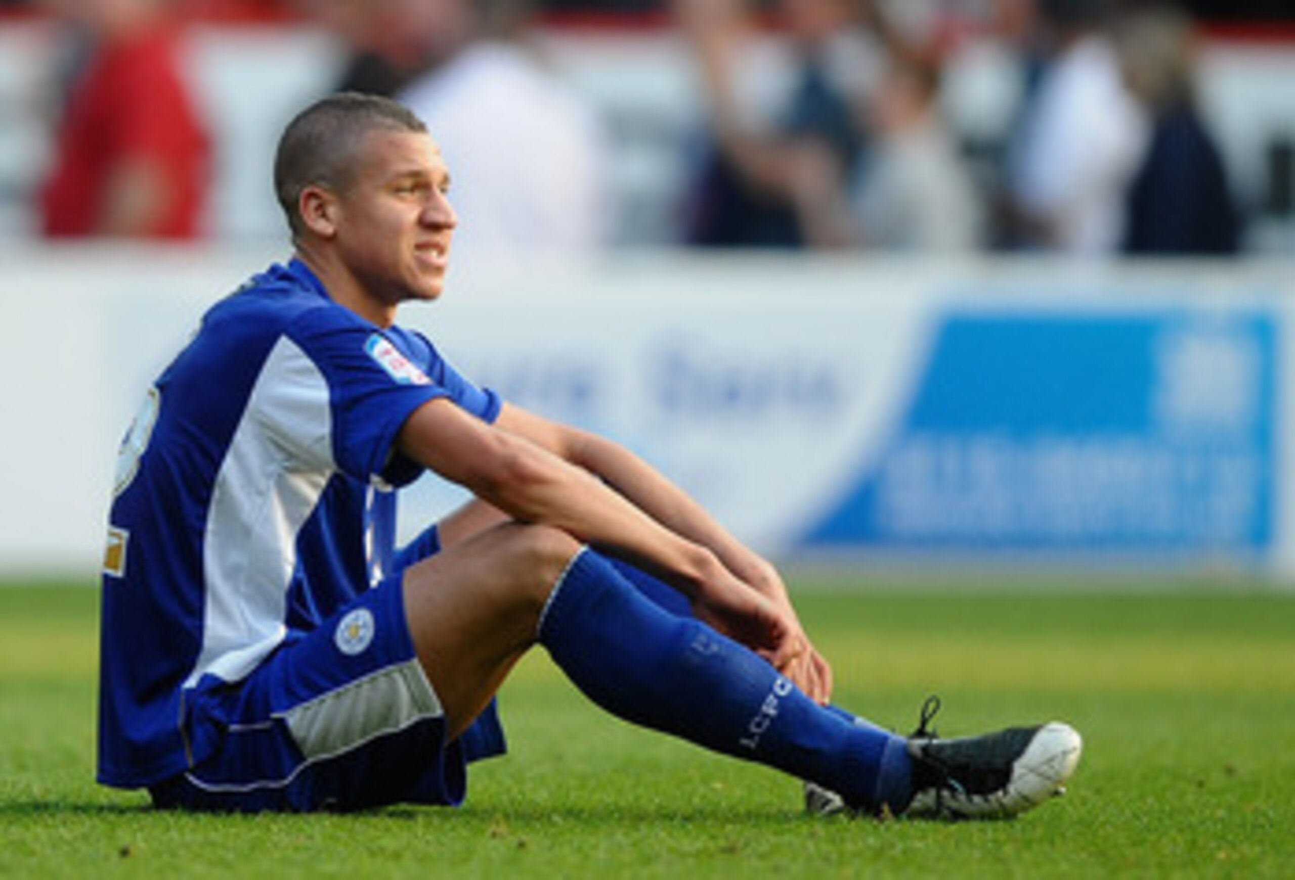 NOTTINGHAM, ENGLAND - APRIL 22:  Jeffrey Bruma of Leicester City shows his dissapointment during the npower Championship match between Nottingham Forest and Leicester City at City Ground on April 22, 2011 in Nottingham, England.  (Photo by Laurence Griffi