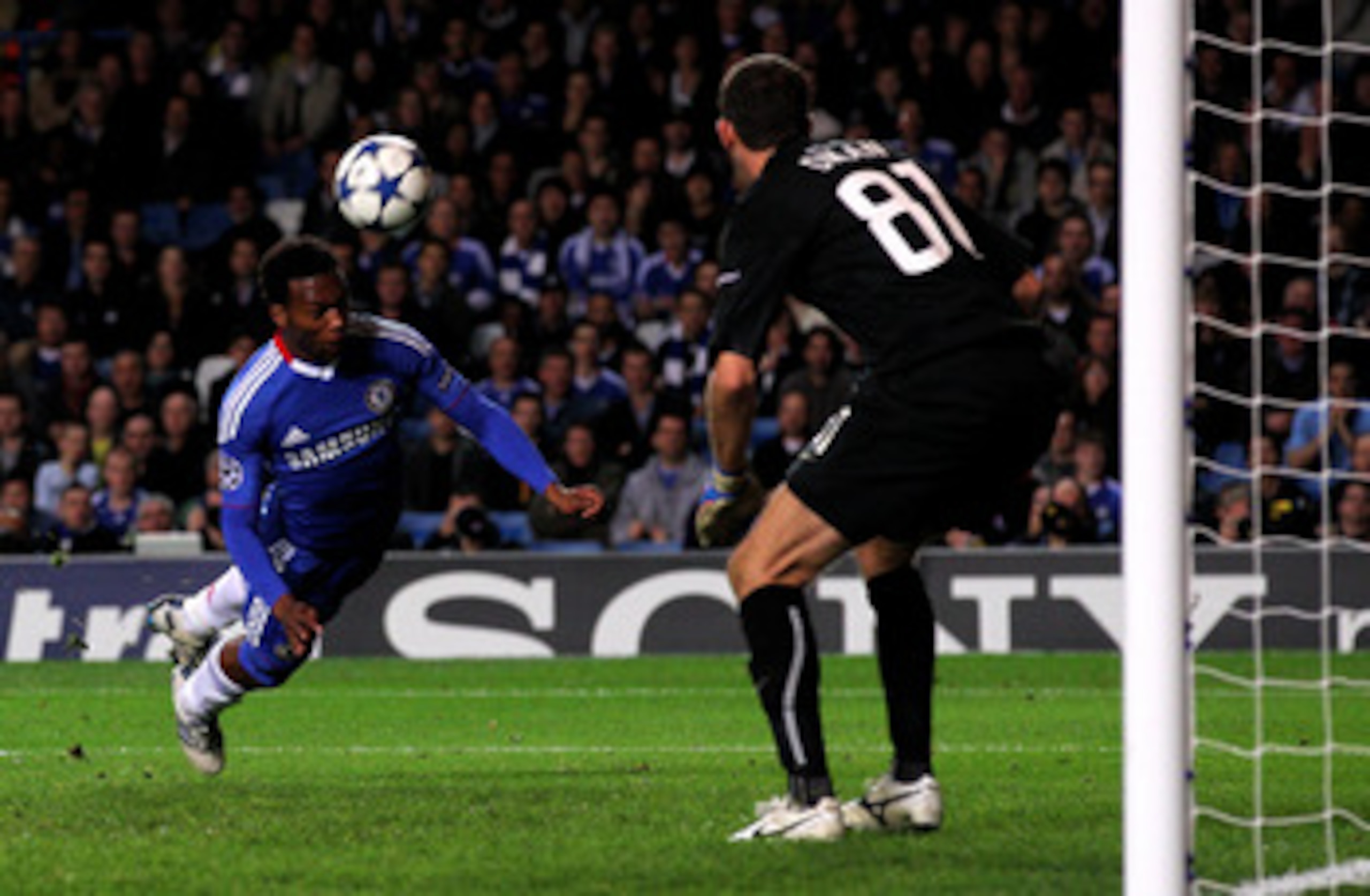 LONDON, ENGLAND - NOVEMBER 03: Daniel Sturridge of Chelsea heads over the crossbar from close range during the UEFA Champions League group F match between Chelsea and Spartak Moscow at Stamford Bridge on November 3, 2010 in London, England. (Photo by Cl LONDON, ENGLAND - NOVEMBER 03: Daniel Sturridge of Chelsea heads over the crossbar from close range during the UEFA Champions League group F match between Chelsea and Spartak Moscow at Stamford Bridge on November 3, 2010 in London, England. (Photo by Cl
