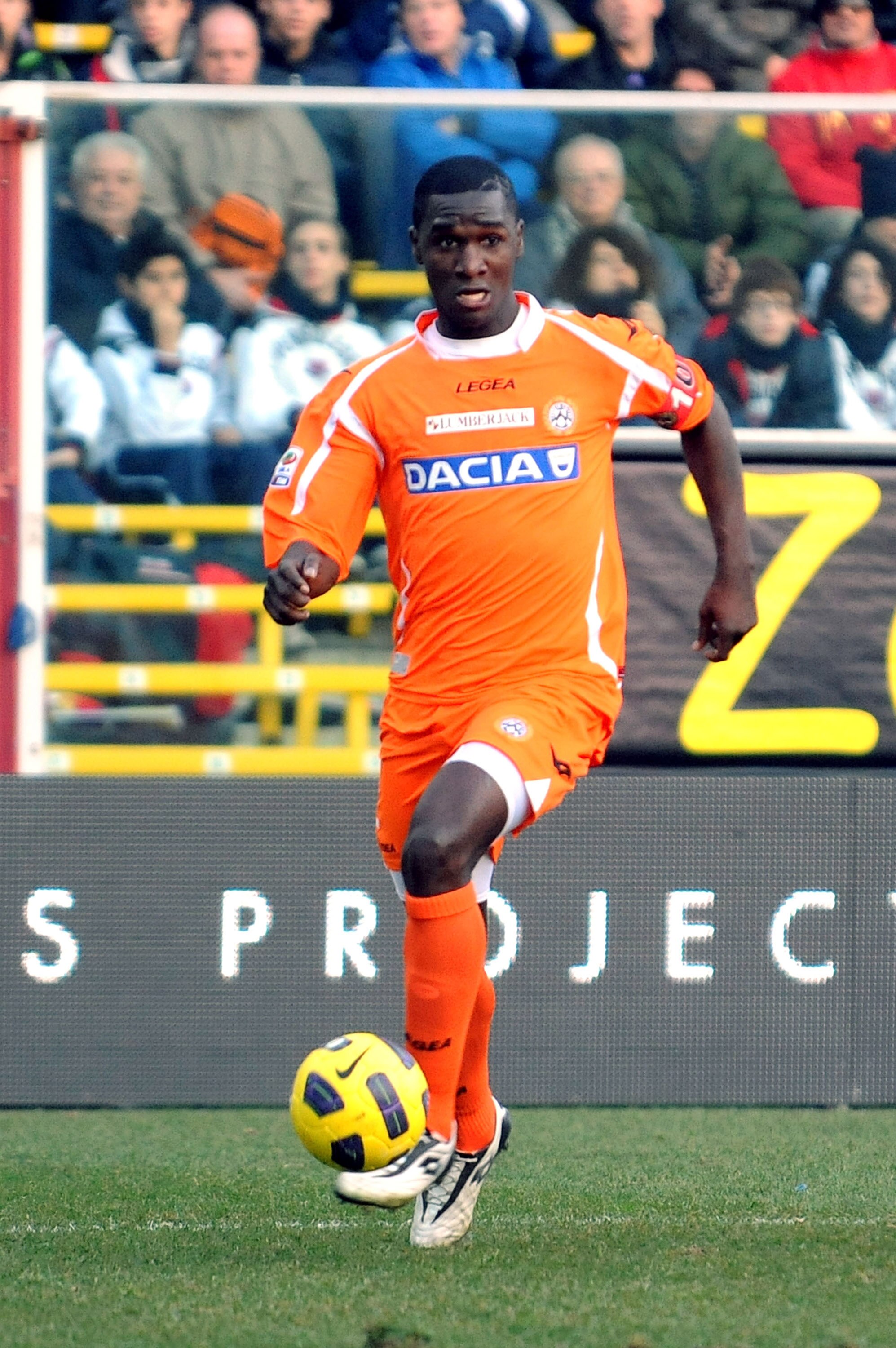 CESENA, ITALY - FEBRUARY 13:  Cristian Zapata  of Udinese in action during the Serie A match between AC Cesena and Udinese Calcio at Dino Manuzzi Stadium on February 13, 2011 in Cesena, Italy.  (Photo by Roberto Serra/Getty Images)
