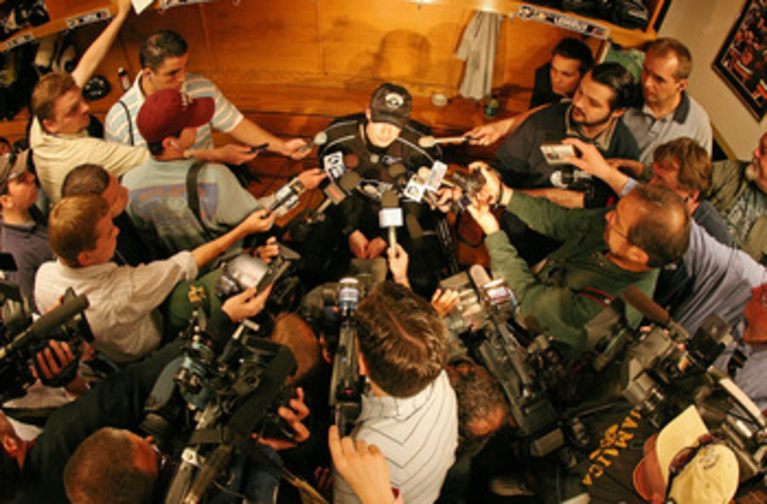 PITTSBURGH - MAY 20: Sidney Crosby #87 of the Pittsburgh Penguins spreaks with the media follwoing practice at the Mellon Arena on May 20, 2009 in Pittsburgh, Pennsylvania. (Photo by Bruce Bennett/Getty Images) PITTSBURGH - MAY 20: Sidney Crosby #87 of the Pittsburgh Penguins spreaks with the media follwoing practice at the Mellon Arena on May 20, 2009 in Pittsburgh, Pennsylvania. (Photo by Bruce Bennett/Getty Images)