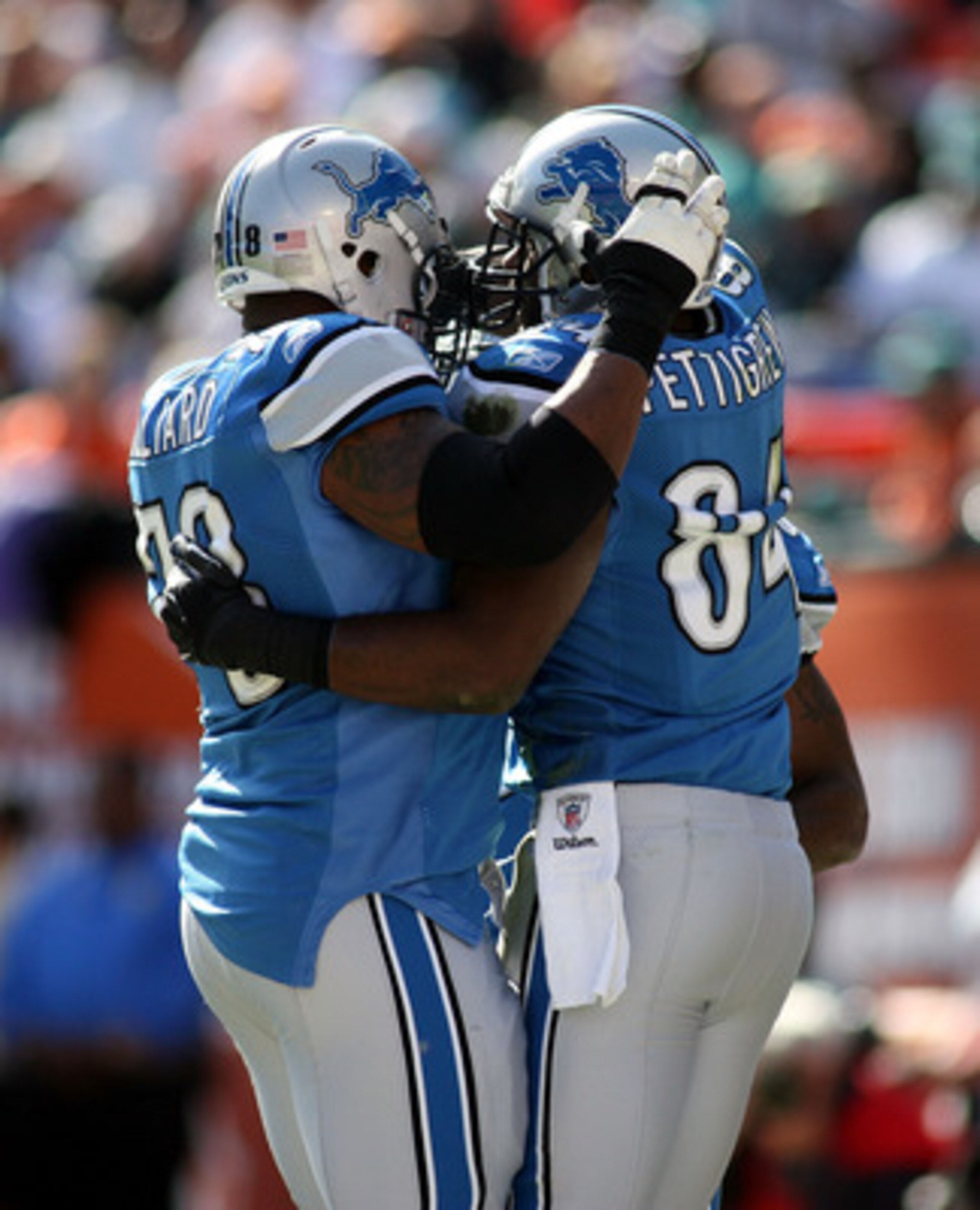 MIAMI - DECEMBER 26: Tight end Brandon Pettigrew #84 of the Detroit Lions celebrates a touchdown against the Miami Dolphins at Sun Life Stadium on December 26, 2010 in Miami, Florida. The Lions defeated the Dolphins 34-27. (Photo by Marc Serota/Getty Imag
