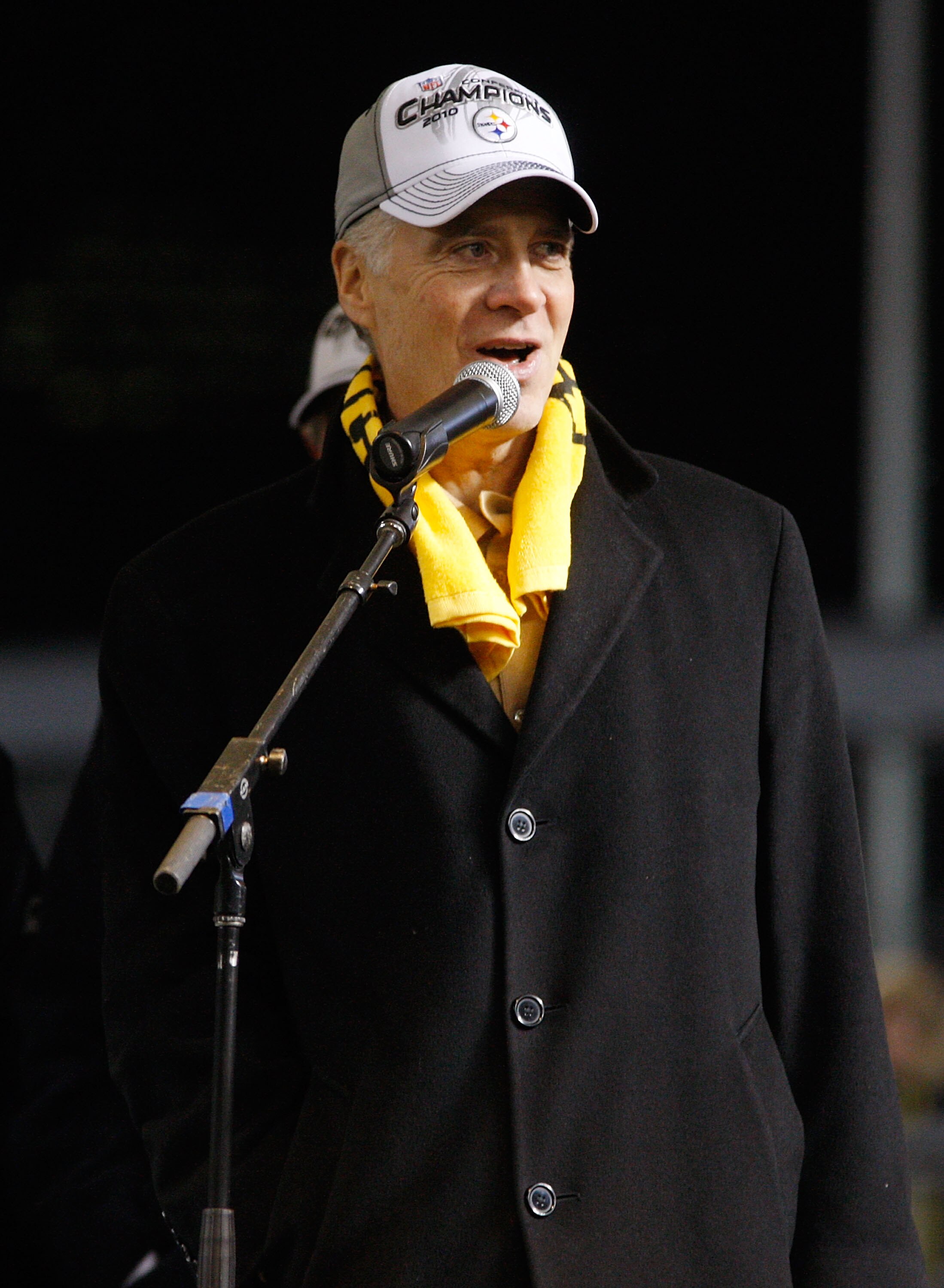 PITTSBURGH - JANUARY 28:  President of the Pittsburgh Steelers Art Rooney II talks to the fans during the Super Bowl XLV Pep Rally on January 28, 2011 at Heinz Field in Pittsburgh, Pennsylvania.  (Photo by Jared Wickerham/Getty Images)