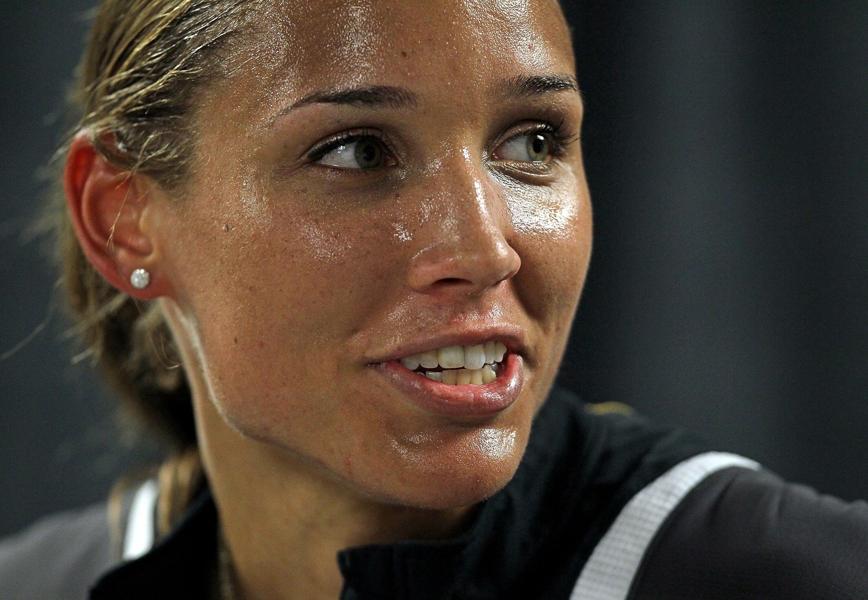 DES MOINES, IA - JUNE 25:  Lolo Jones is pictured during the 2010 USA Outdoor Track & Field Championships at Drake Stadium on June 25, 2010 in Des Moines, Iowa.  (Photo by Andy Lyons/Getty Images)