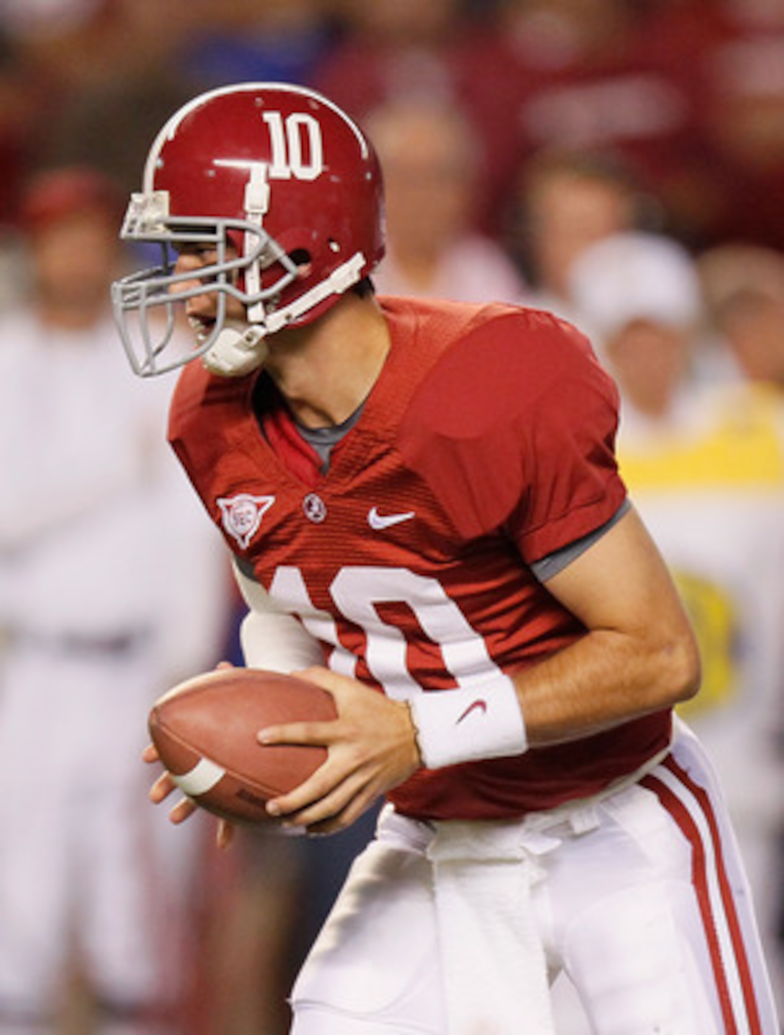 TUSCALOOSA, AL - OCTOBER 02:  Quarterback A.J. McCarron #10 of the Alabama Crimson Tide against the Florida Gators at Bryant-Denny Stadium on October 2, 2010 in Tuscaloosa, Alabama.  (Photo by Kevin C. Cox/Getty Images)