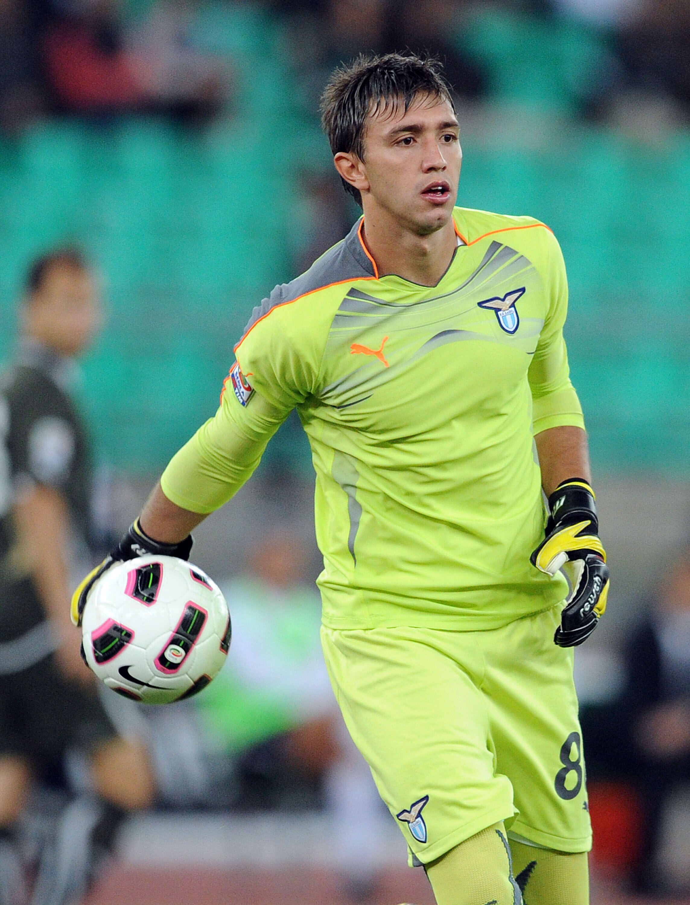 BARI, ITALY - OCTOBER 17:  Fernando Muslera of Lazio in action during the Serie A match between AS Bari and SS Lazio at Stadio San Nicola on October 17, 2010 in Bari, Italy.  (Photo by Giuseppe Bellini/Getty Images)