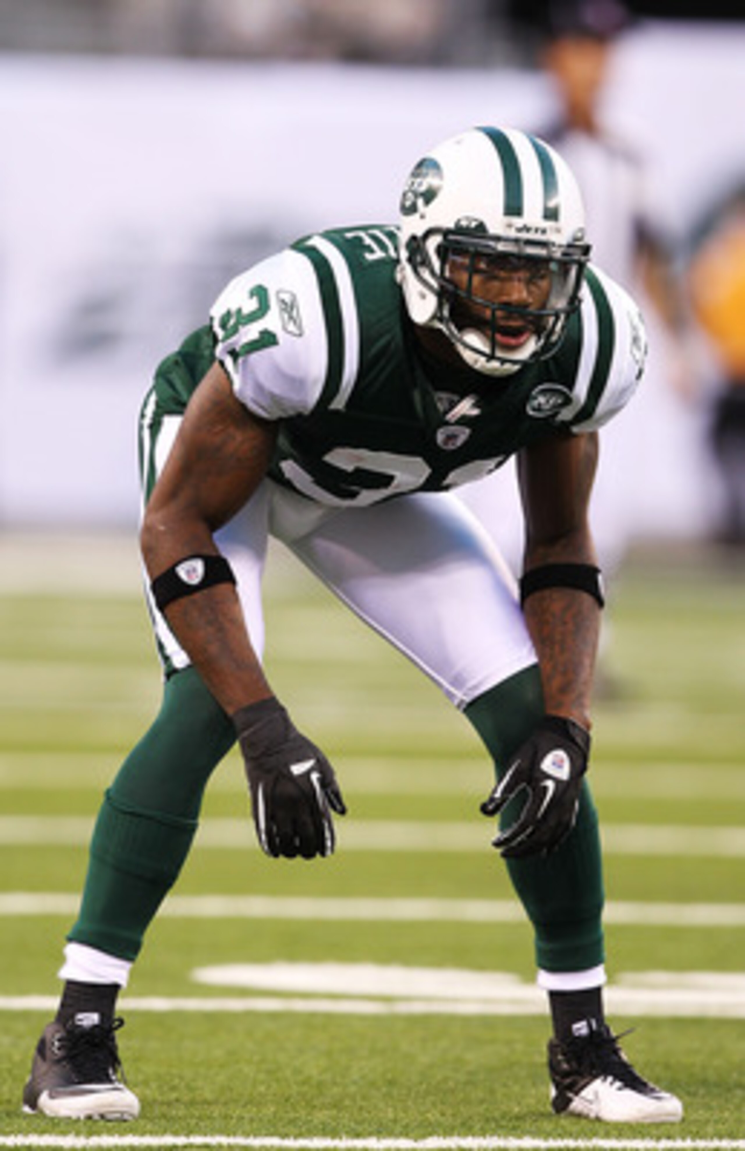 EAST RUTHERFORD, NJ - AUGUST 27:  Antonio Cromartie #31 of the New York Jets in action against the Washington Redskins  during their preseason game on August 27, 2010 at the New Meadowlands Stadium  in East Rutherford, New Jersey.  (Photo by Al Bello/Gett