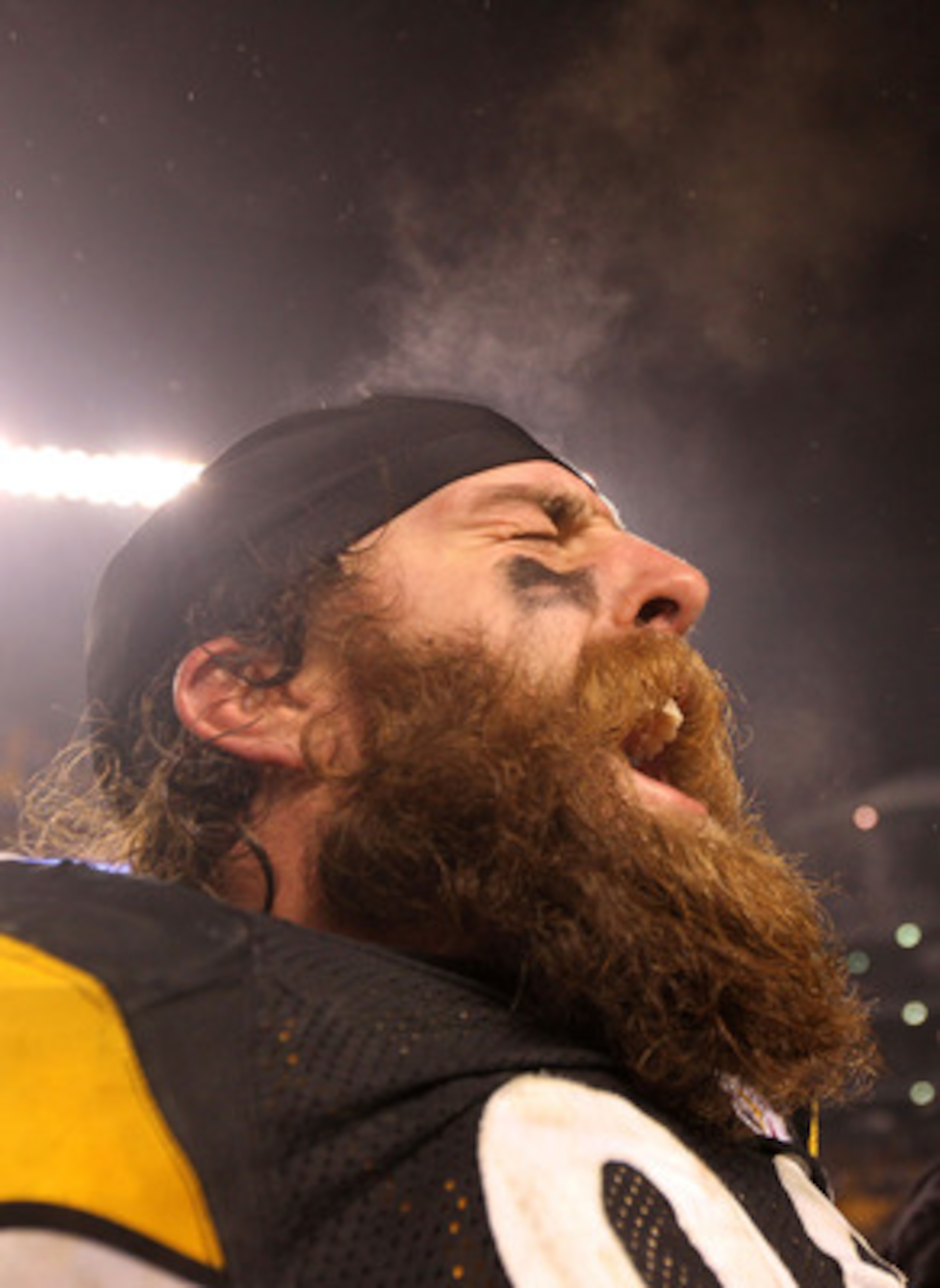 PITTSBURGH, PA - JANUARY 15: Defensive end Brett Keisel #99 of the Pittsburgh Steelers celebrates after defeating the Baltimore Ravens 31-24 in the AFC Divisional Playoff Game at Heinz Field on January 15, 2011 in Pittsburgh, Pennsylvania. (Photo by Nic PITTSBURGH, PA - JANUARY 15: Defensive end Brett Keisel #99 of the Pittsburgh Steelers celebrates after defeating the Baltimore Ravens 31-24 in the AFC Divisional Playoff Game at Heinz Field on January 15, 2011 in Pittsburgh, Pennsylvania. (Photo by Nic