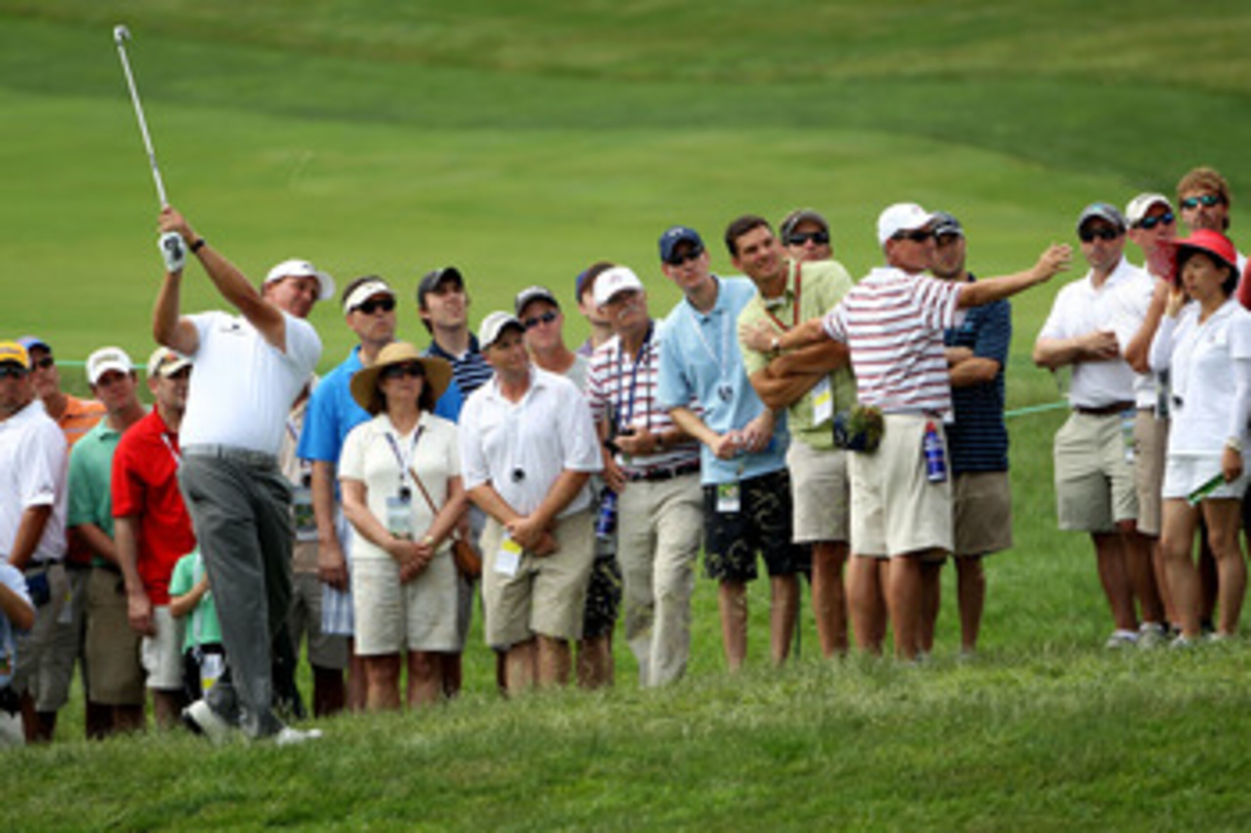 BETHESDA, MD - JUNE 17: Luke Donald of England waits on the second tee during the second round of the 111th U.S. Open at Congressional Country Club on June 17, 2011 in Bethesda, Maryland. (Photo by Jamie Squire/Getty Images) BETHESDA, MD - JUNE 17: Luke Donald of England waits on the second tee during the second round of the 111th U.S. Open at Congressional Country Club on June 17, 2011 in Bethesda, Maryland. (Photo by Jamie Squire/Getty Images)