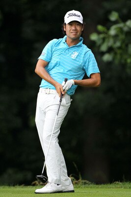 BETHESDA, MD - JUNE 17:  Kevin Na watches his tee shot on the 14th hole during the second round of the 111th U.S. Open at Congressional Country Club on June 17, 2011 in Bethesda, Maryland.  (Photo by Jamie Squire/Getty Images)