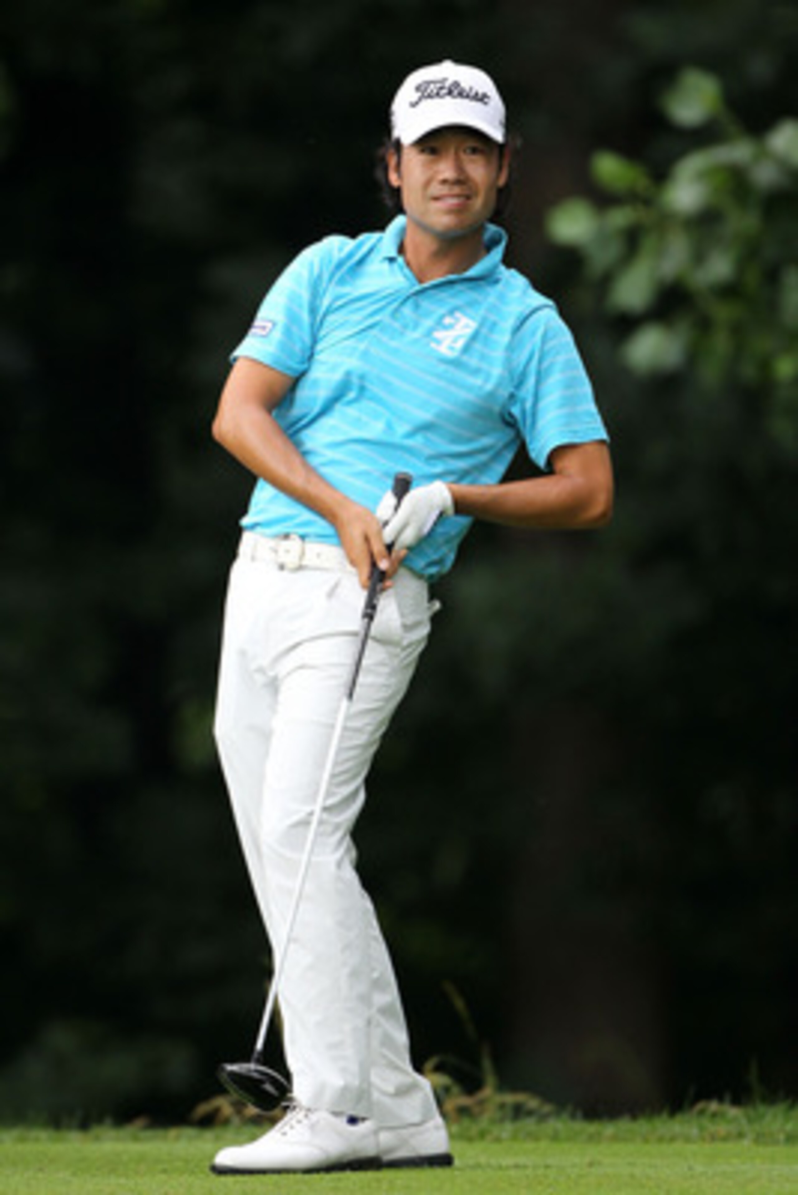 BETHESDA, MD - JUNE 17: Kevin Na watches his tee shot on the 14th hole during the second round of the 111th U.S. Open at Congressional Country Club on June 17, 2011 in Bethesda, Maryland. (Photo by Jamie Squire/Getty Images) BETHESDA, MD - JUNE 17: Kevin Na watches his tee shot on the 14th hole during the second round of the 111th U.S. Open at Congressional Country Club on June 17, 2011 in Bethesda, Maryland. (Photo by Jamie Squire/Getty Images)