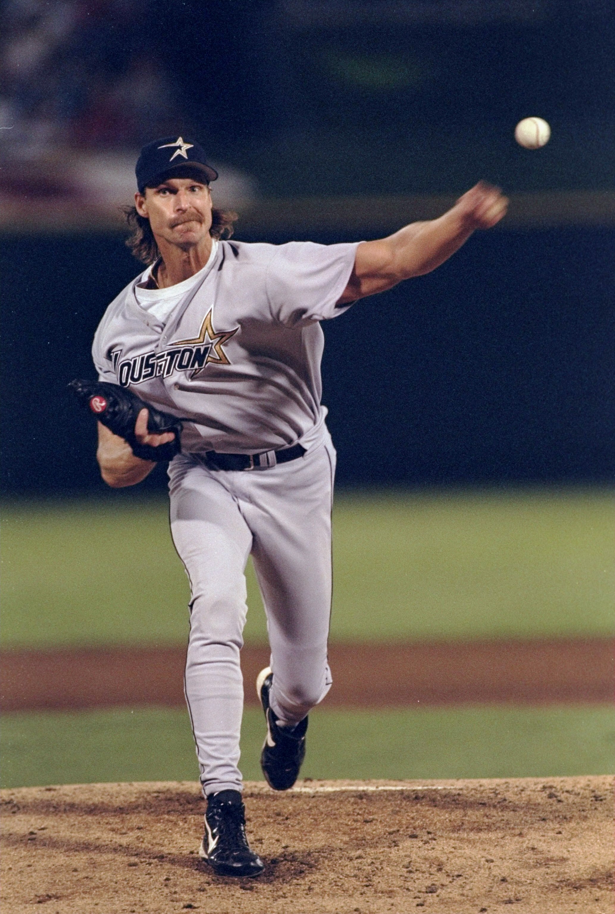 23 Sep 1998: Pitcher Randy Johnson #51 of the Houston Astros throws a pitch during a game against the St. Louis Cardinals at Busch Stadium in St. Louis, Missouri. The Astros defeated the Cardinals 7-1. Mandatory Credit: Vincent Laforet /Allsport 23 Sep 1998: Pitcher Randy Johnson #51 of the Houston Astros throws a pitch during a game against the St. Louis Cardinals at Busch Stadium in St. Louis, Missouri. The Astros defeated the Cardinals 7-1. Mandatory Credit: Vincent Laforet /Allsport