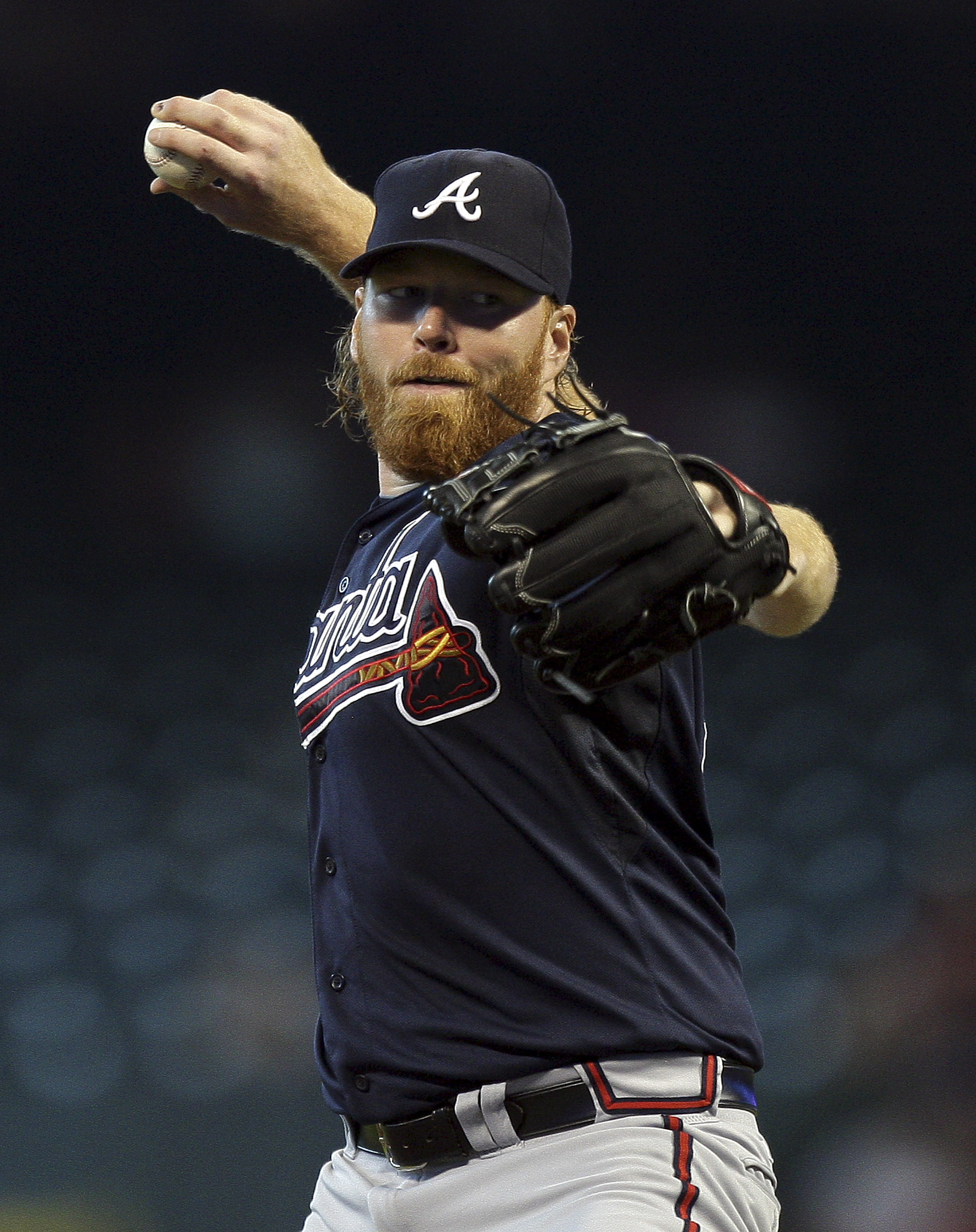 HOUSTON - JUNE 12:  Pitcher Tommy Hanson #48 of the Atlanta Braves throws against the Houston Astros at Minute Maid Park on June 12, 2011 in Houston, Texas.  (Photo by Bob Levey/Getty Images)